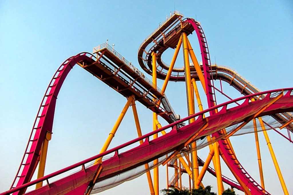 roller coaster in gyeongju world