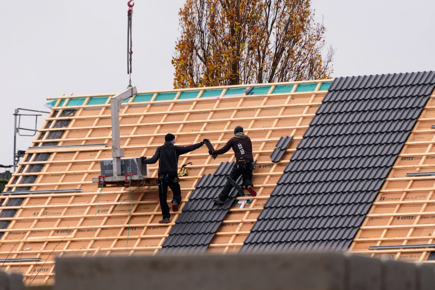 Roofing crew on site