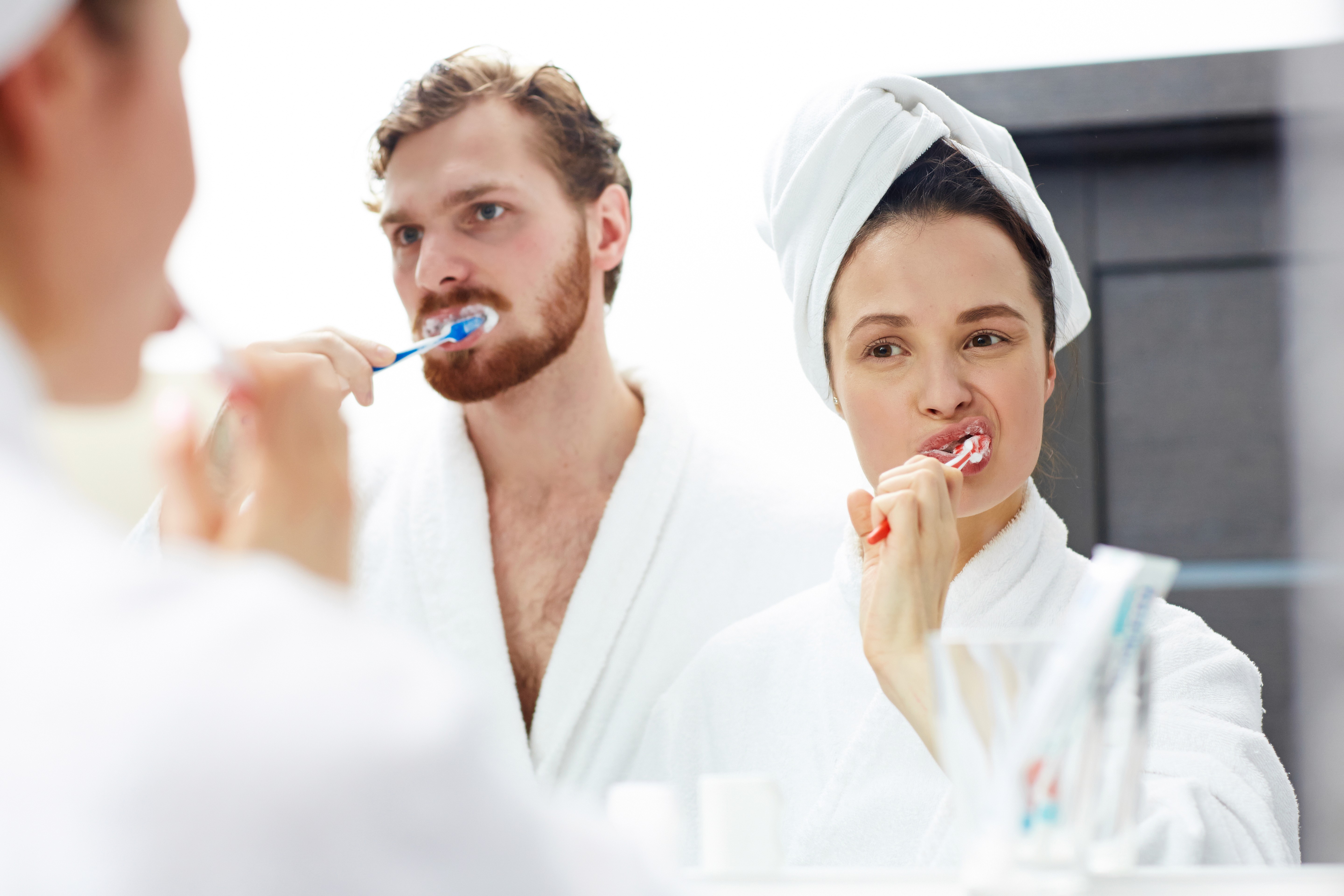 How To Brush Your Teeth Right 