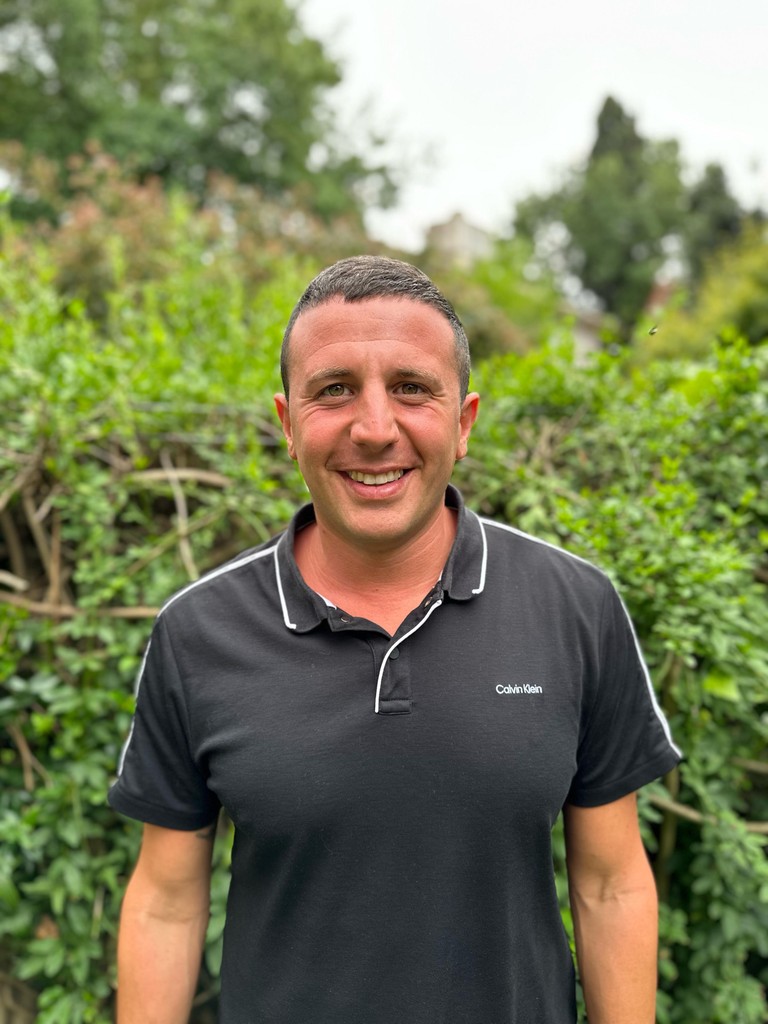 Goran Babarogic Product UX Designer