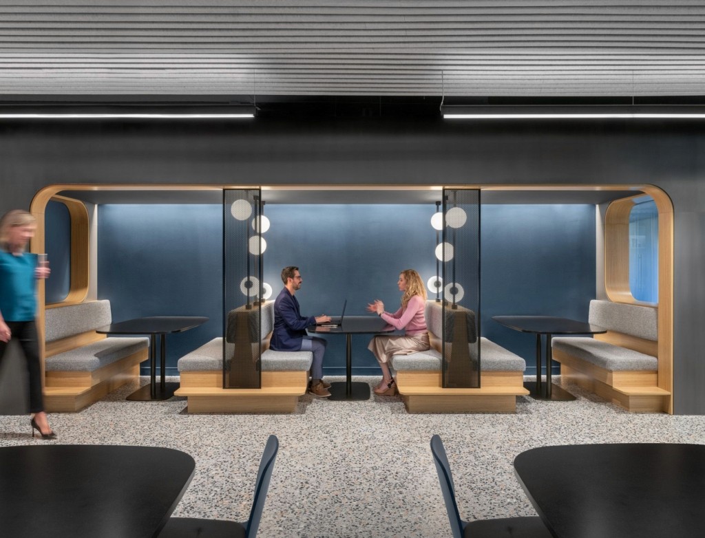 he-thong-cach-am-van-phong