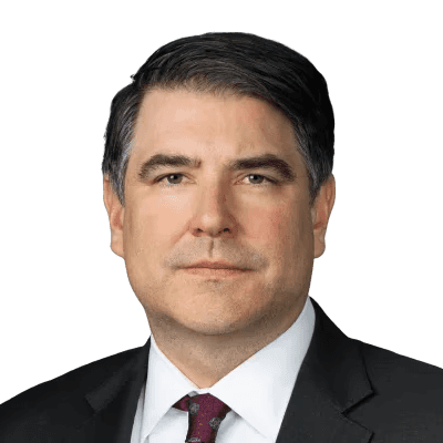 man wearing black shirt