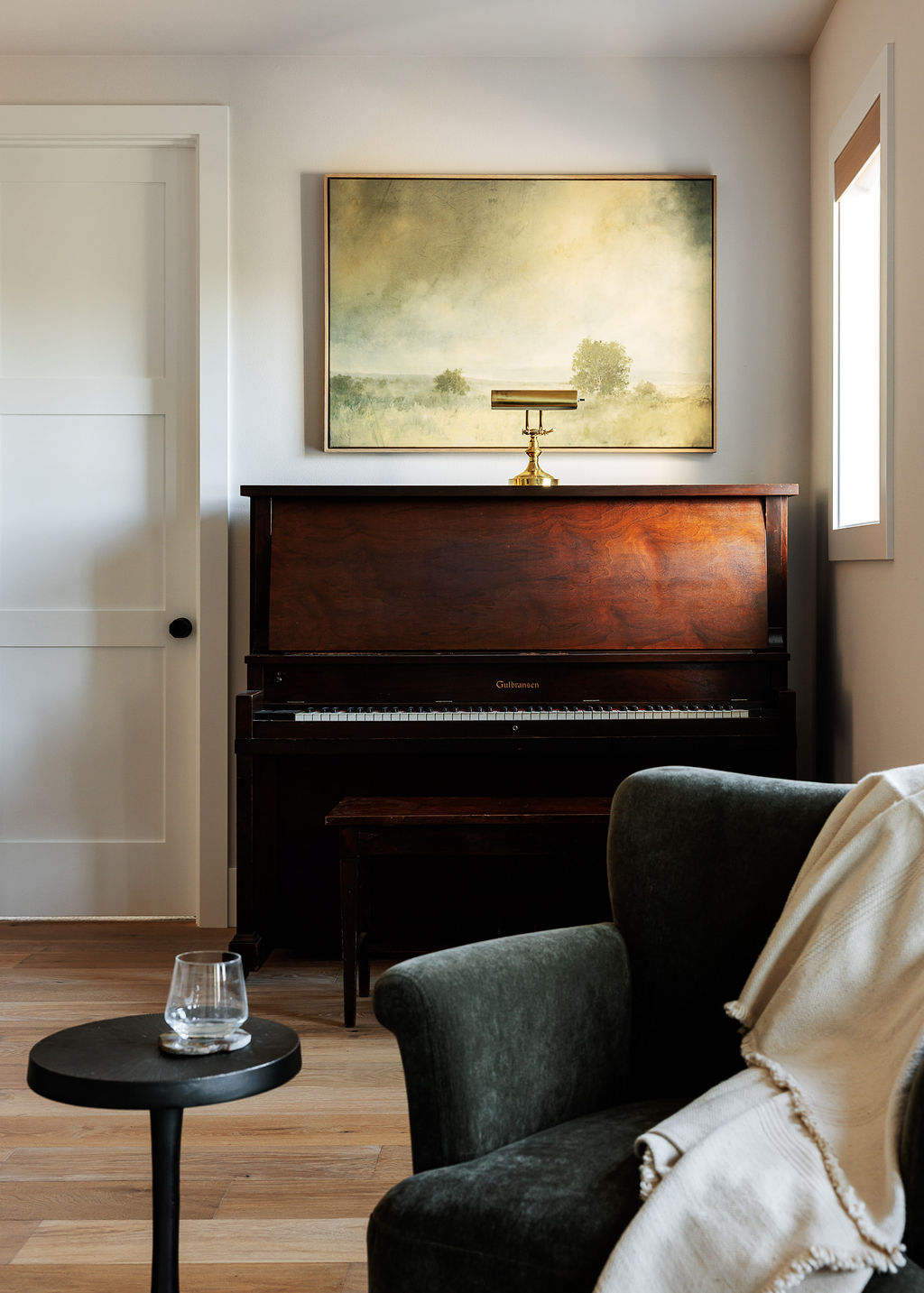 We’re so excited to share details from The Wedgewood House: Media Room –– one of our favorite interior design + professional organizing projects in Seattle, WA.