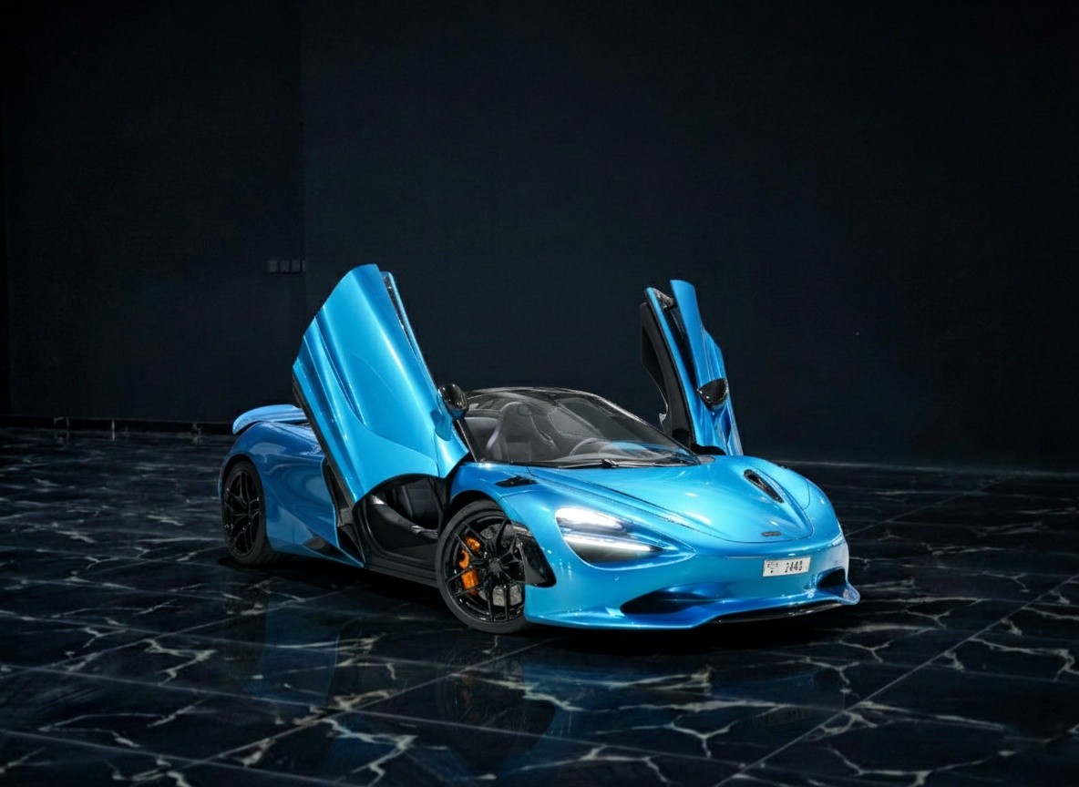 McLaren 750S Spider 2025 front exterior in Dubai available for rent at Queen of Supercar Rental.