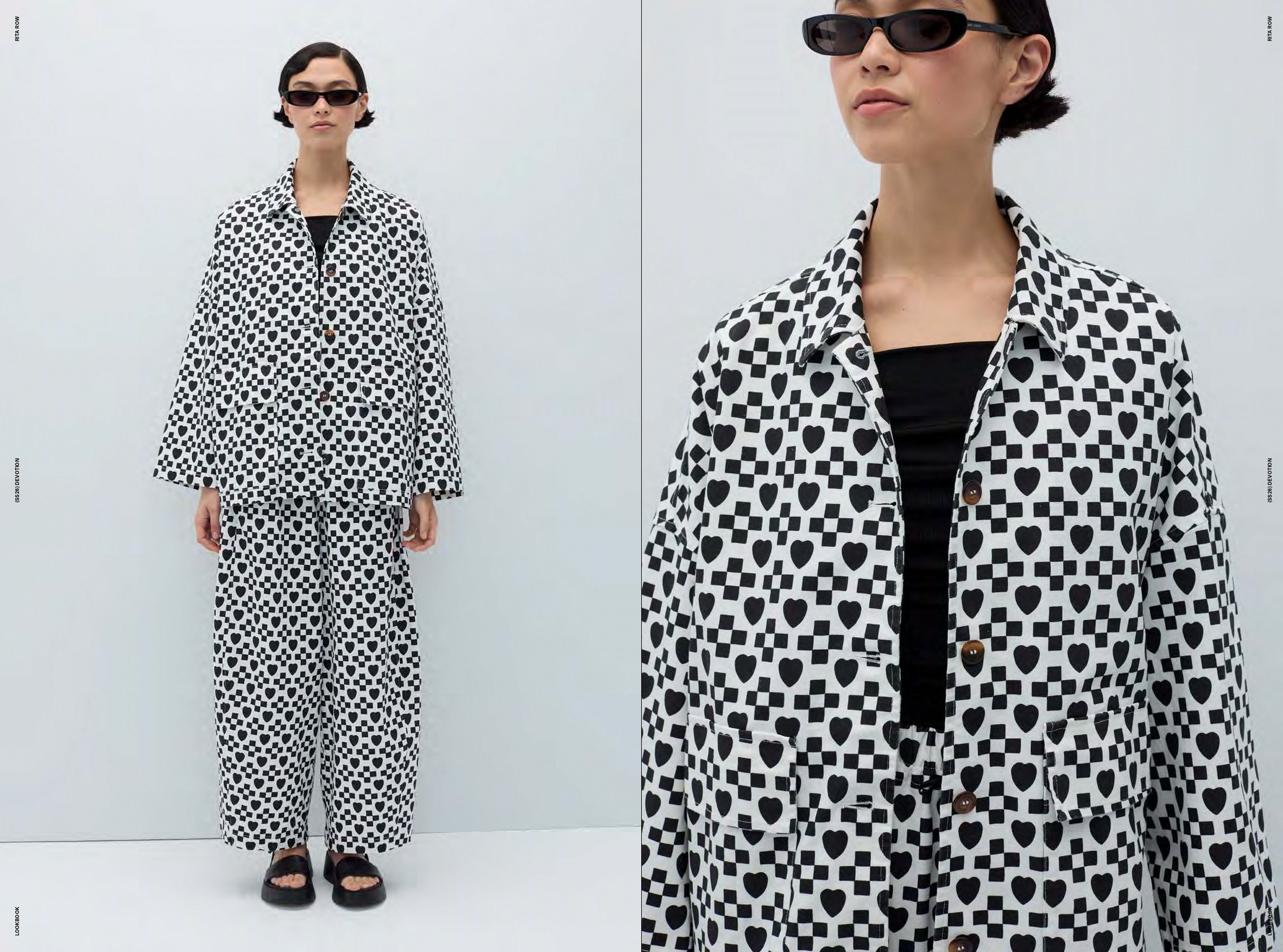 Mannequin portant sur une double page un ensemble oversize à motif graphique à coeur marine et blanc