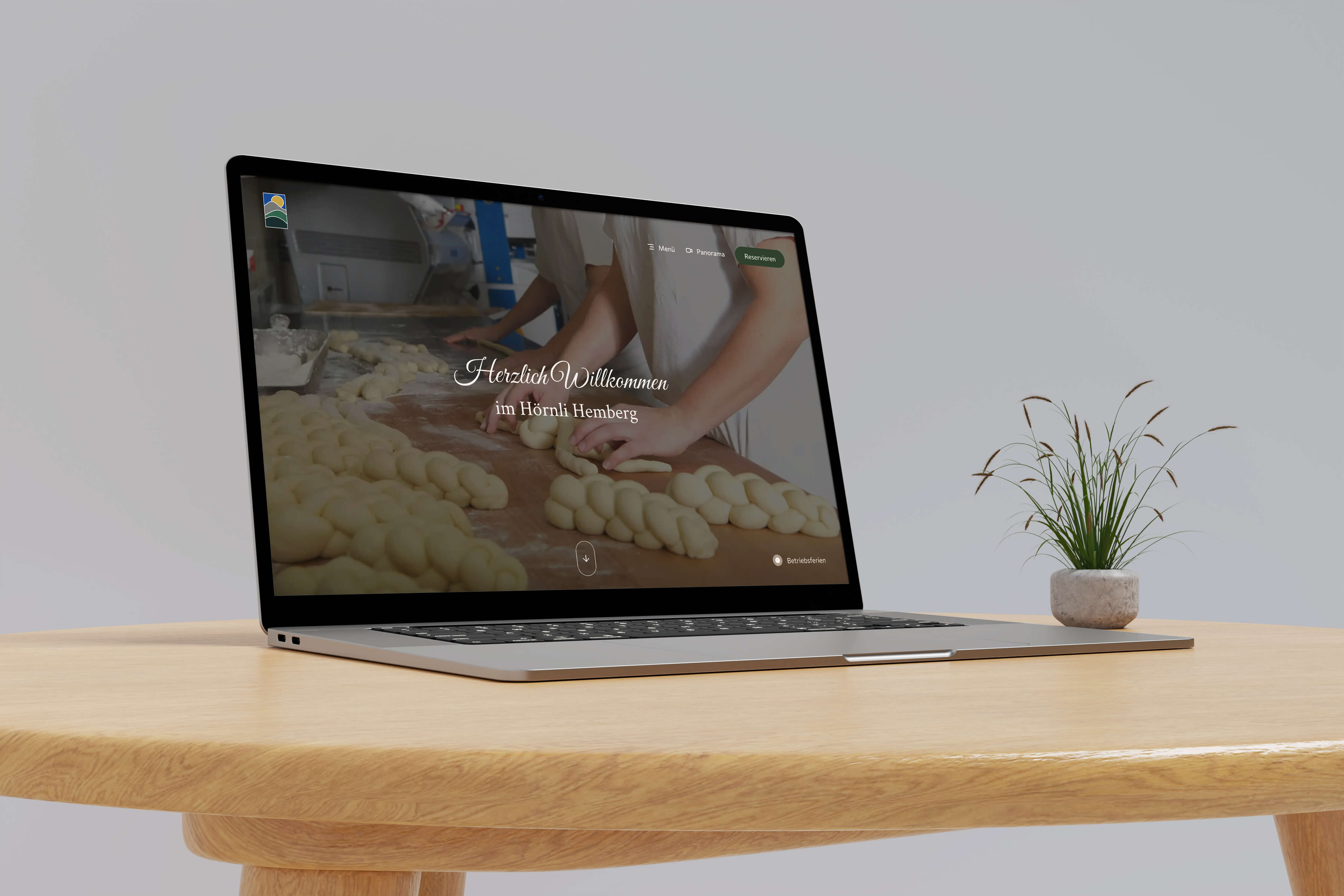 Website Mockup Hörnli Hemberg auf Laptop – Projekt coazul Studio