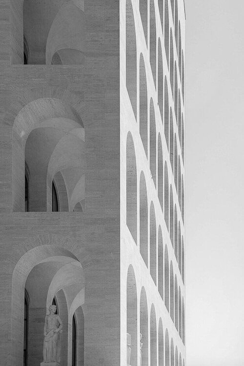 Luxury private jet flights to Rome - Historic Italian architecture and monuments