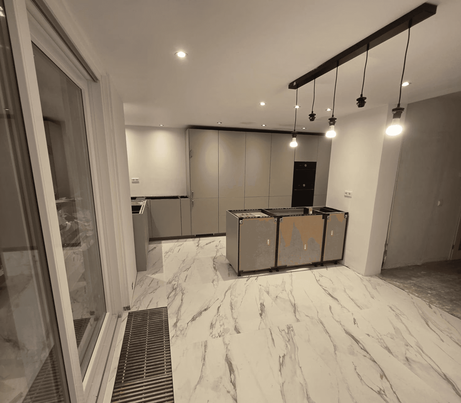 black and gray wall fan