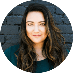 woman on focus photography