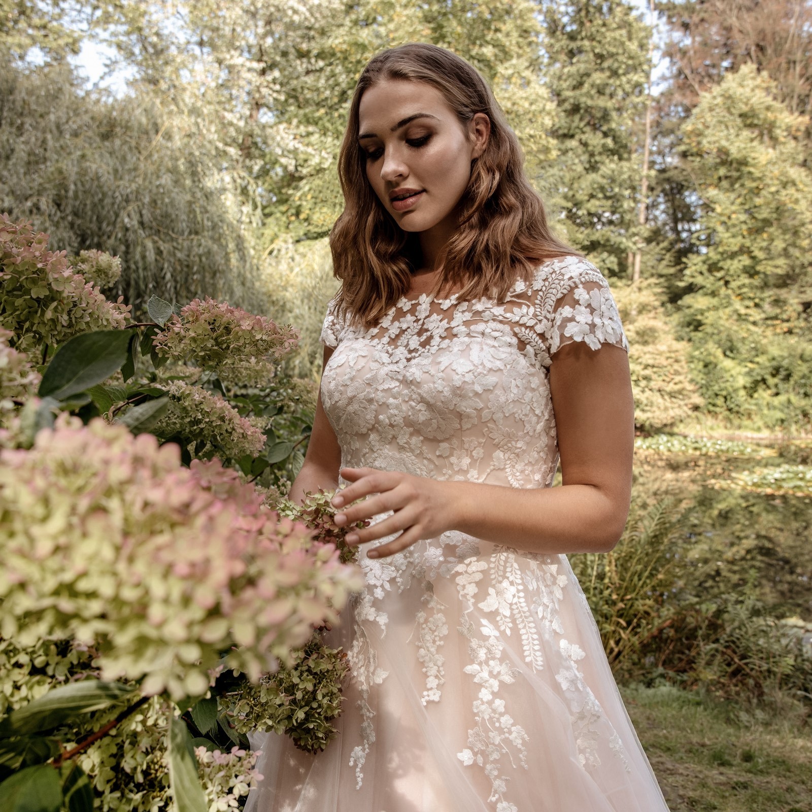 Outlet Brautkleid große Größen mit Rabatt