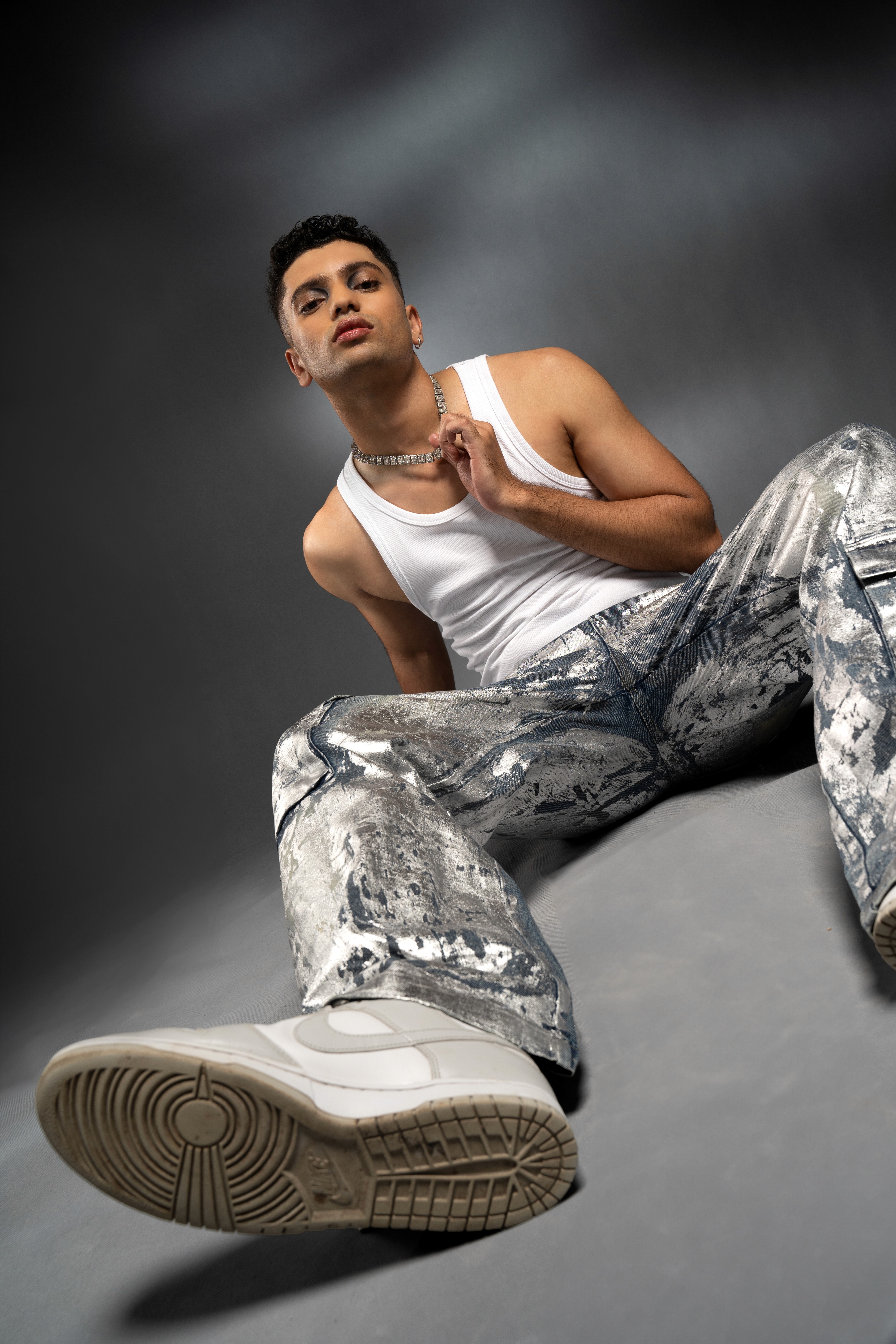 a black female model