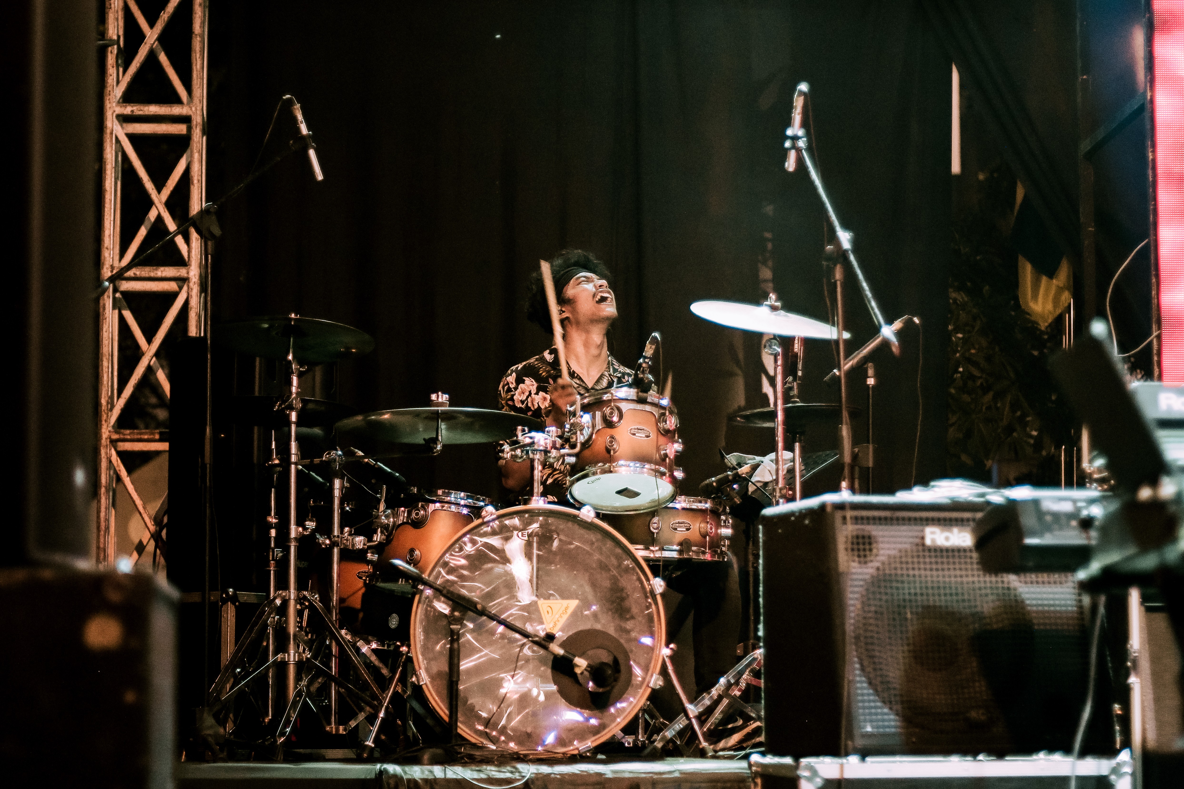 Drummer of The Dexter, Perform at Aves Surabaya