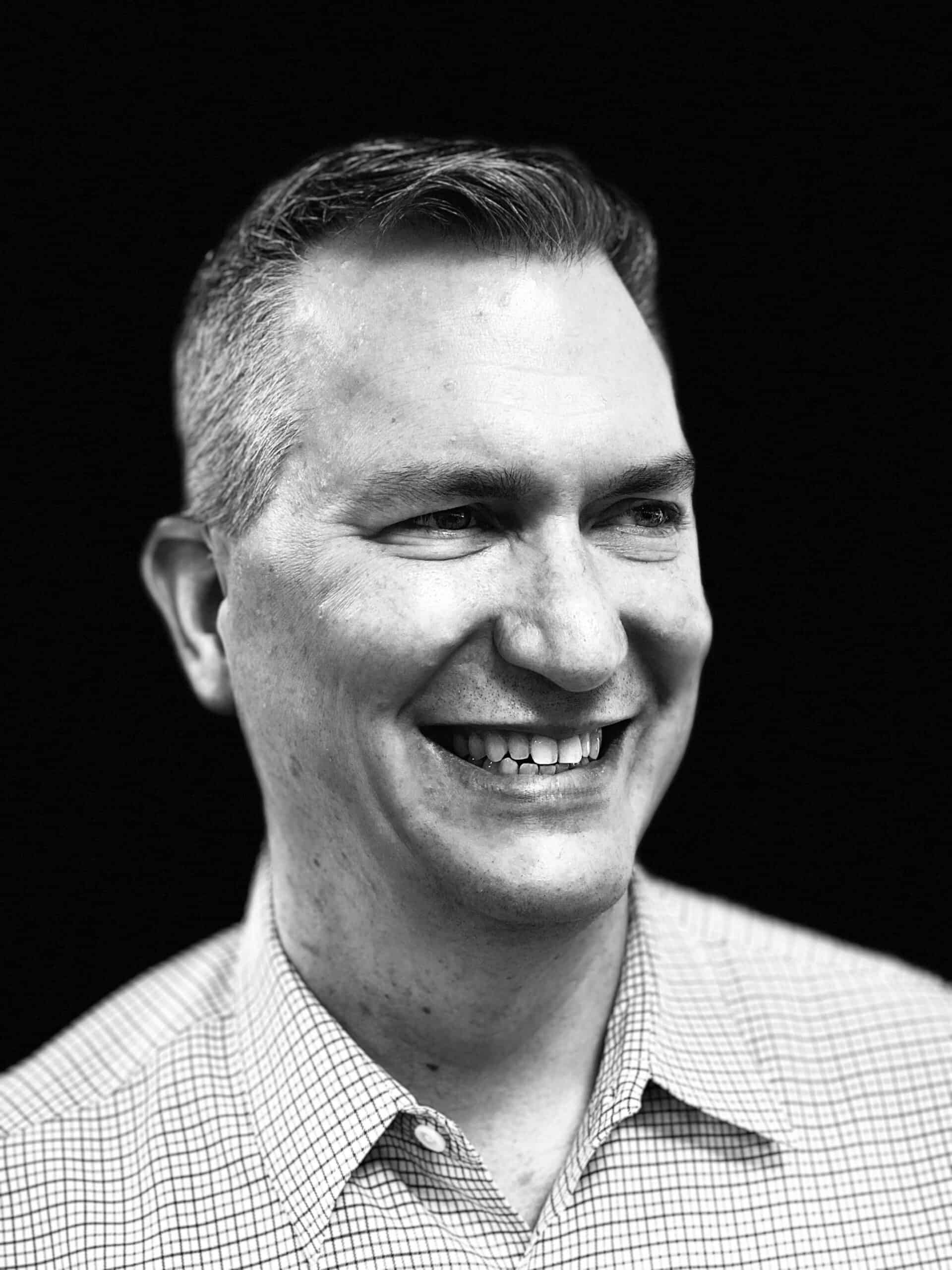 a portrait of Mike Tomasco