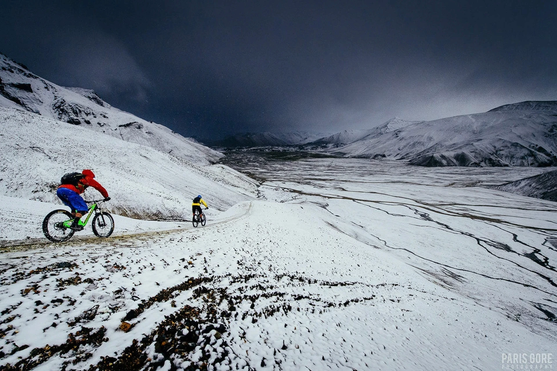 MTB snow riding on mountains