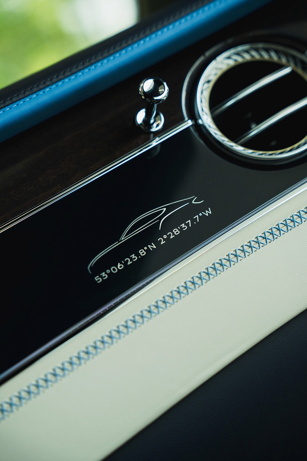 Bentley interior signature detail