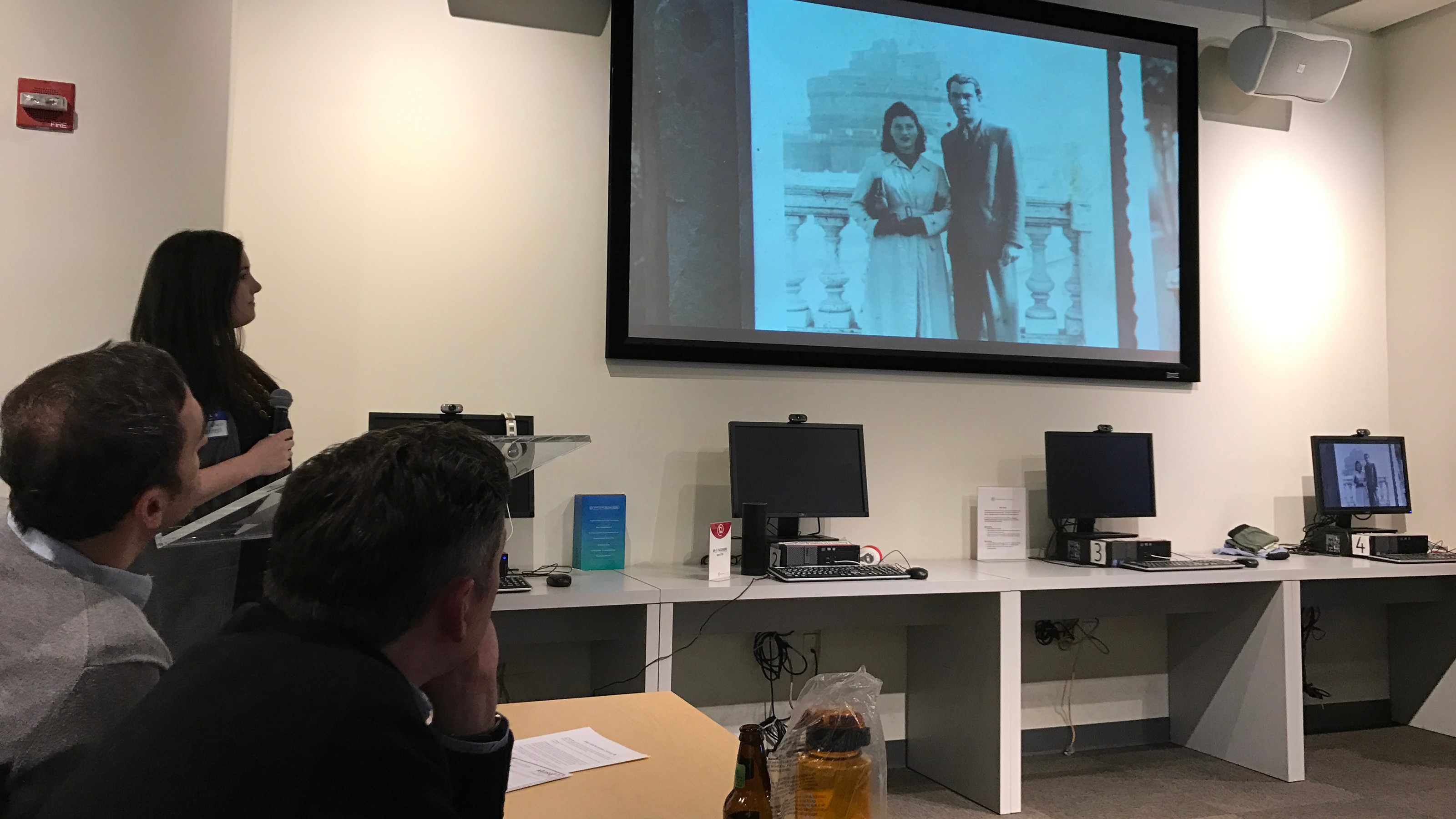 Jenny Rozbruch presenting
