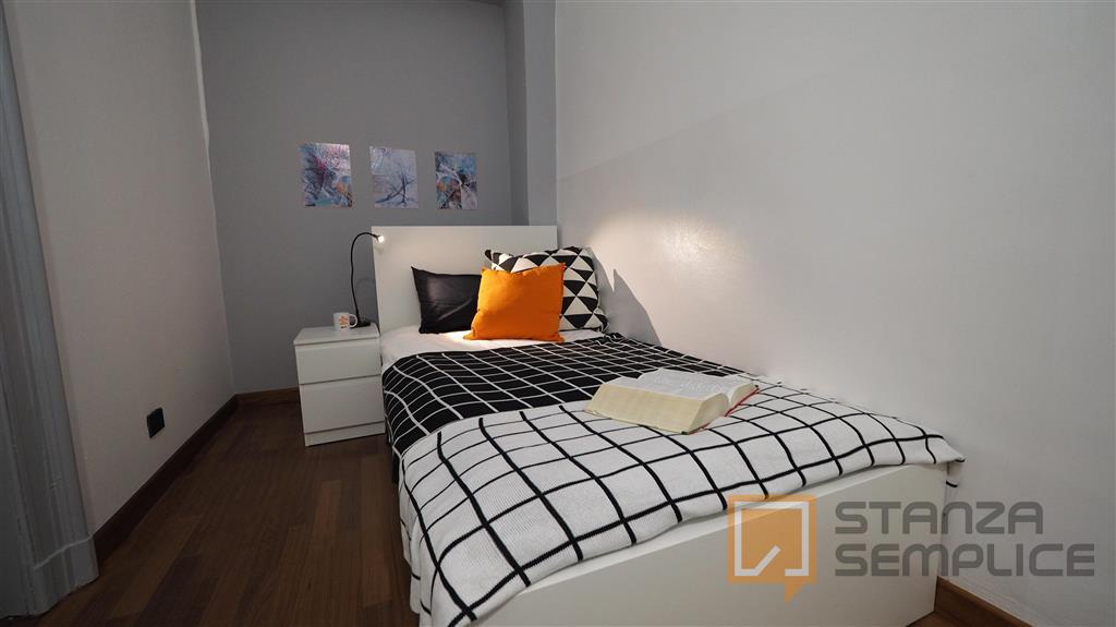 14.09 sqm room in Via Sagliano Micca, Torino