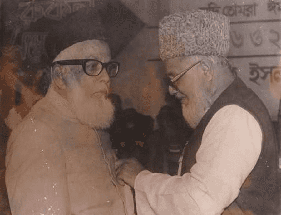 আব্বাস আলী খান: দখলদার সরকারের শিক্ষামন্ত্রী