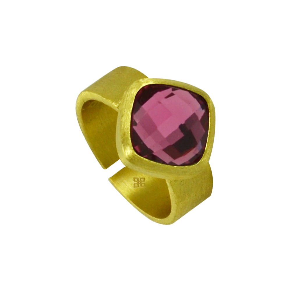 Betty Carré - Featured Items