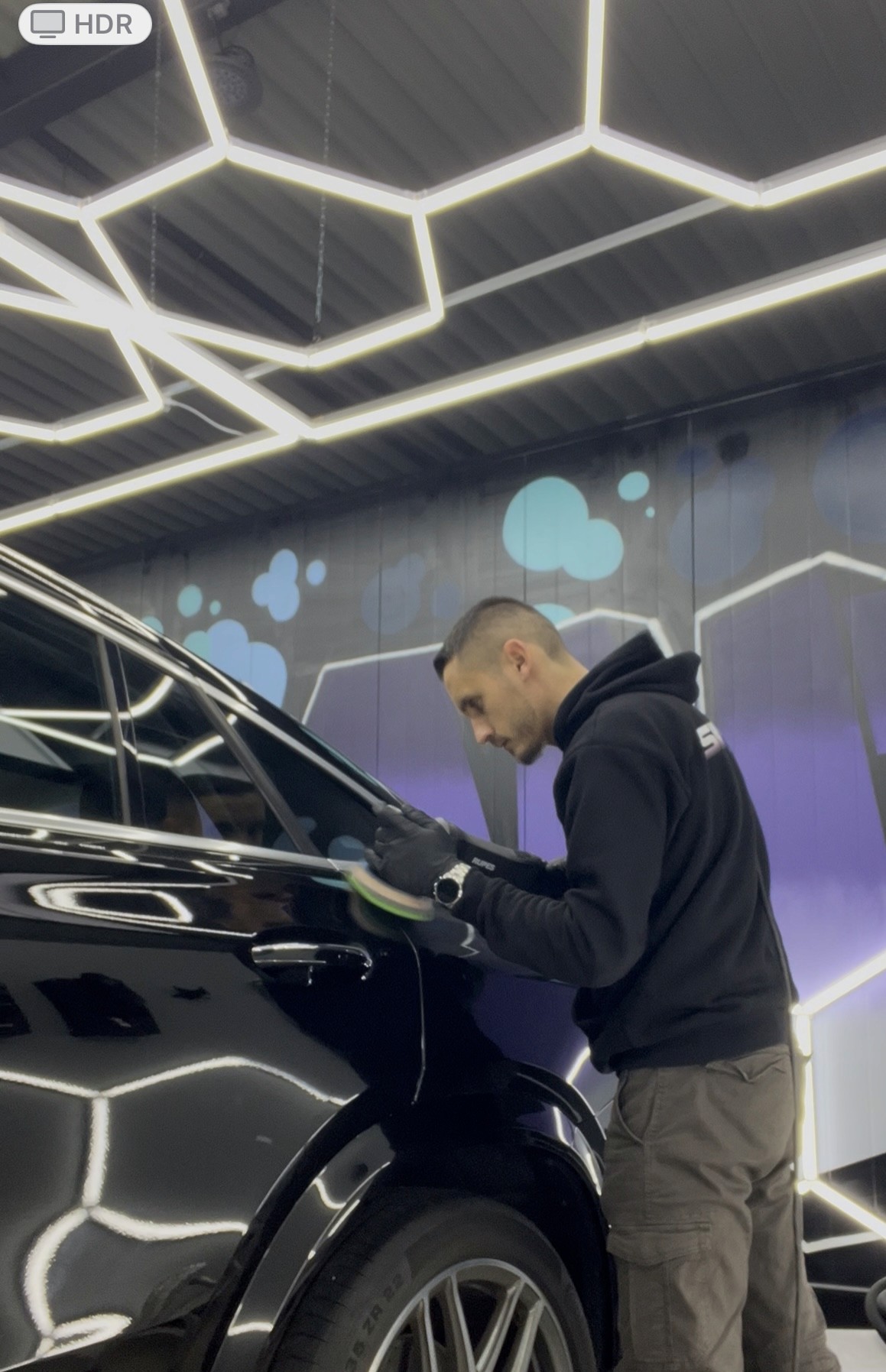 BMW M8 polishing close-up in ShineX studio