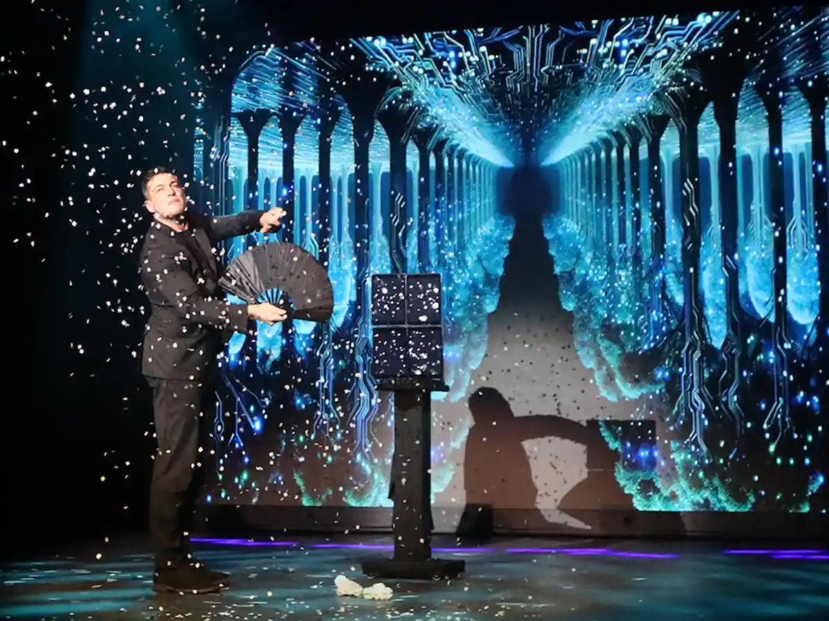 Production photo from Jamie Allan's Amaze, a live magic experience in New York