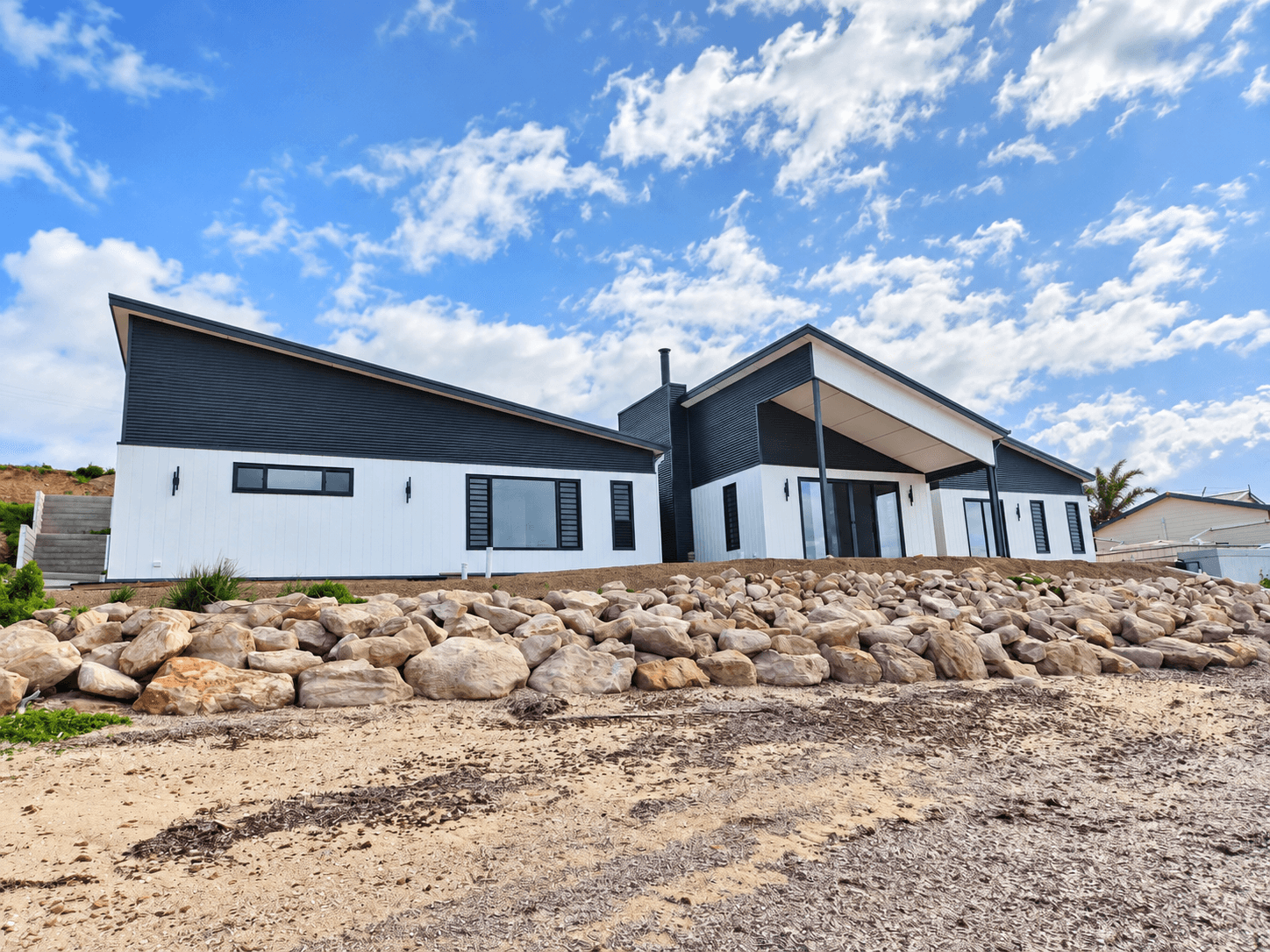 A Coastal Contemporary Home at Commissariat Point