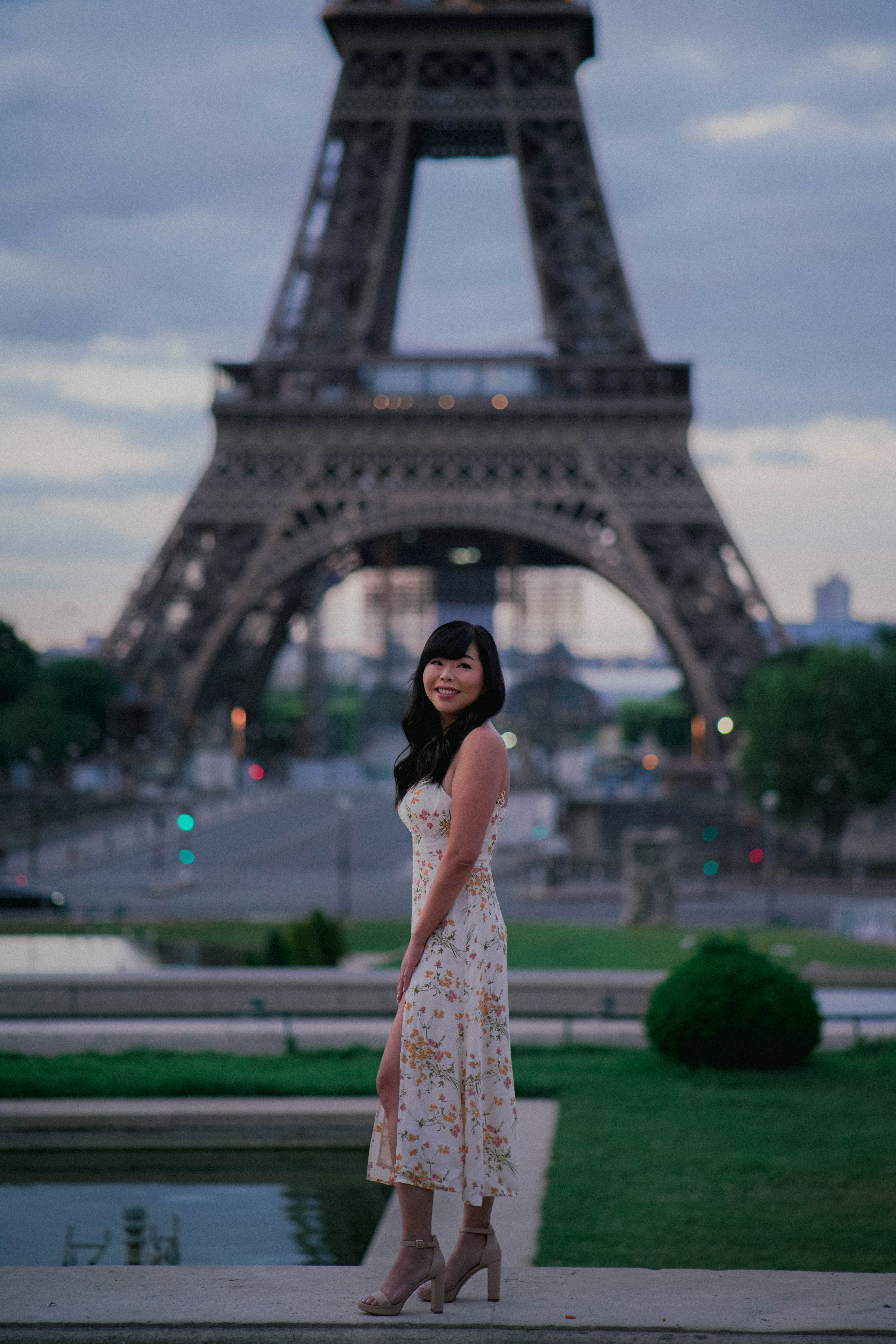 Paris Photographer - LeParisPro. Weddings, engagements, proposals, lifestyle and fashion photoshoots.