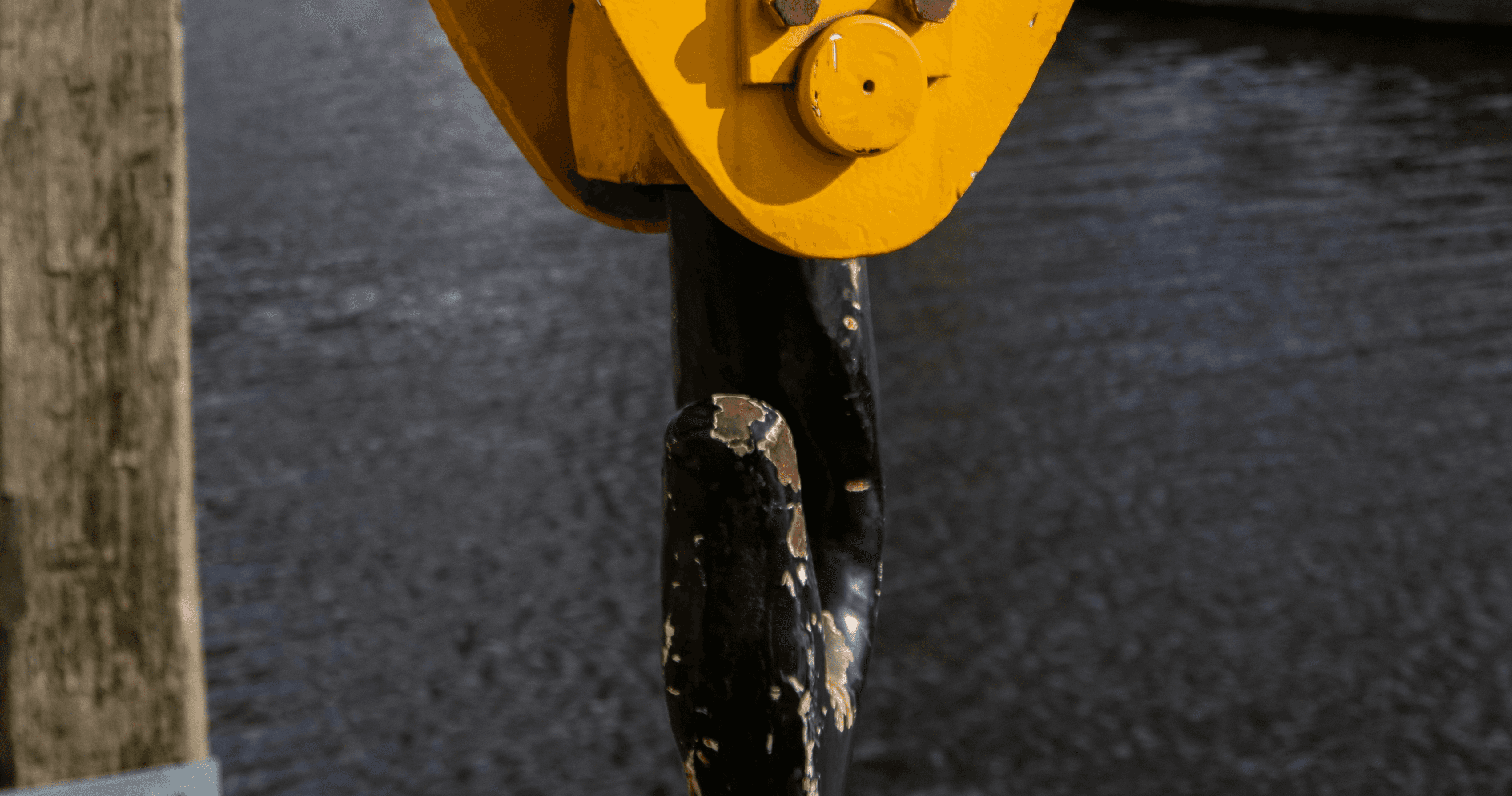 black and gray metal pipe