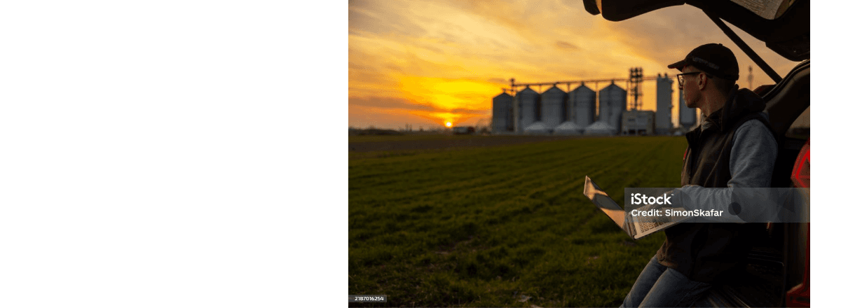 lurred crowd of people walking through a busy airport or transit terminal.