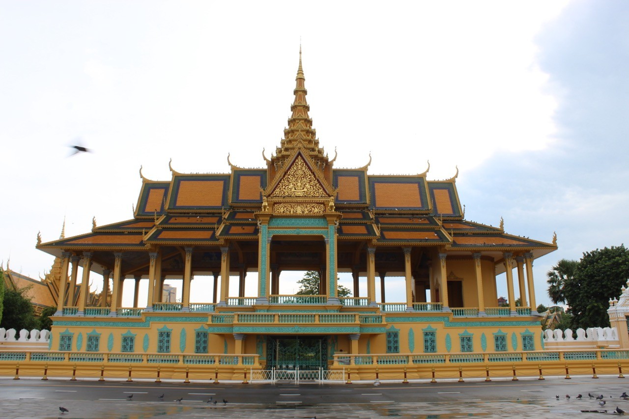 tempel in cambodjaanse stijl