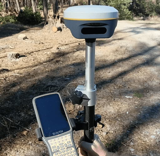 Геодезичне обладнання