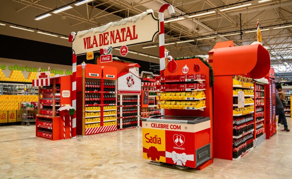 Coca-Cola e BRF levam “Vilas de Natal” para pontos de venda em todo Brasil