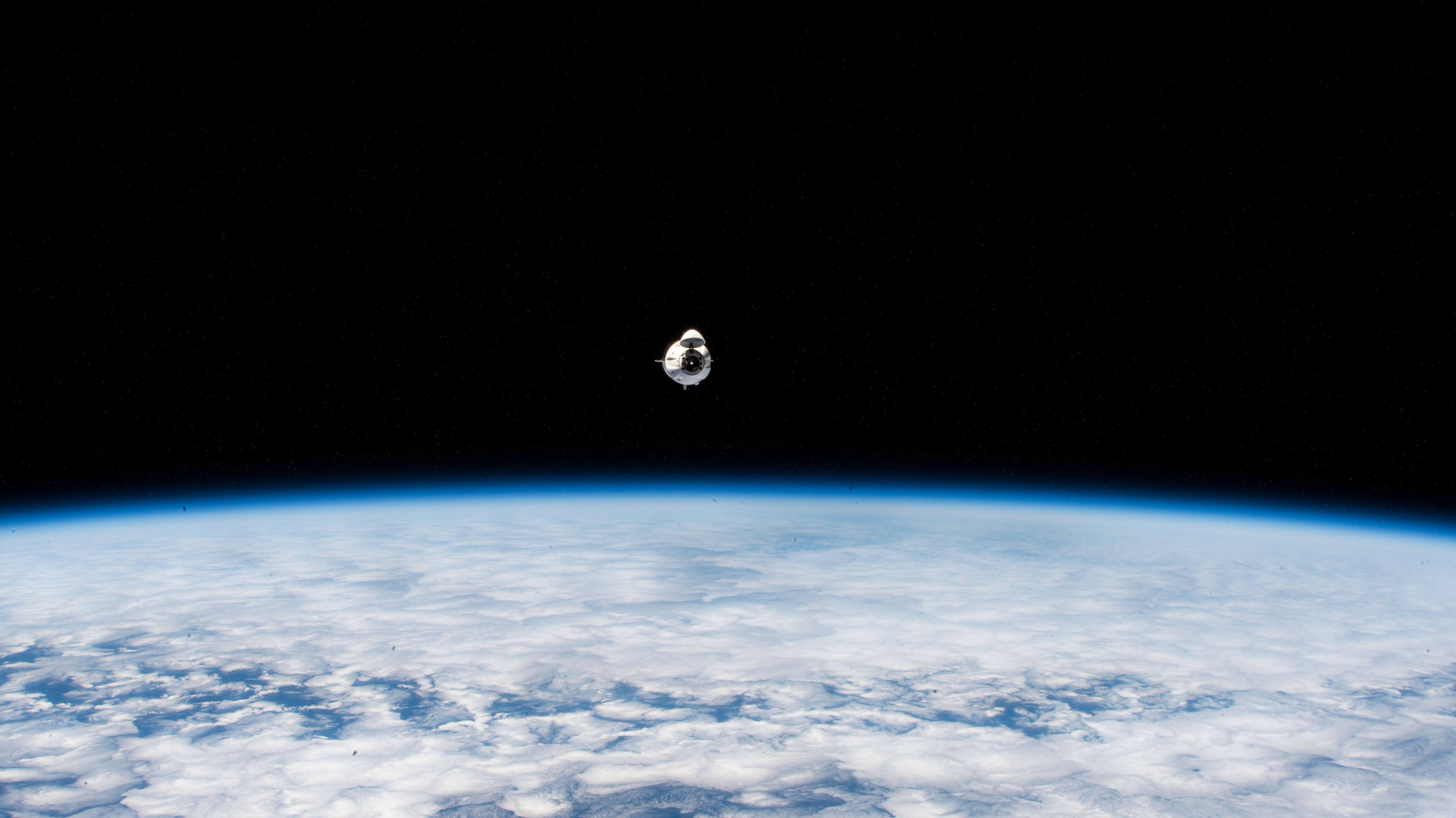 crew-dragon-endeavour