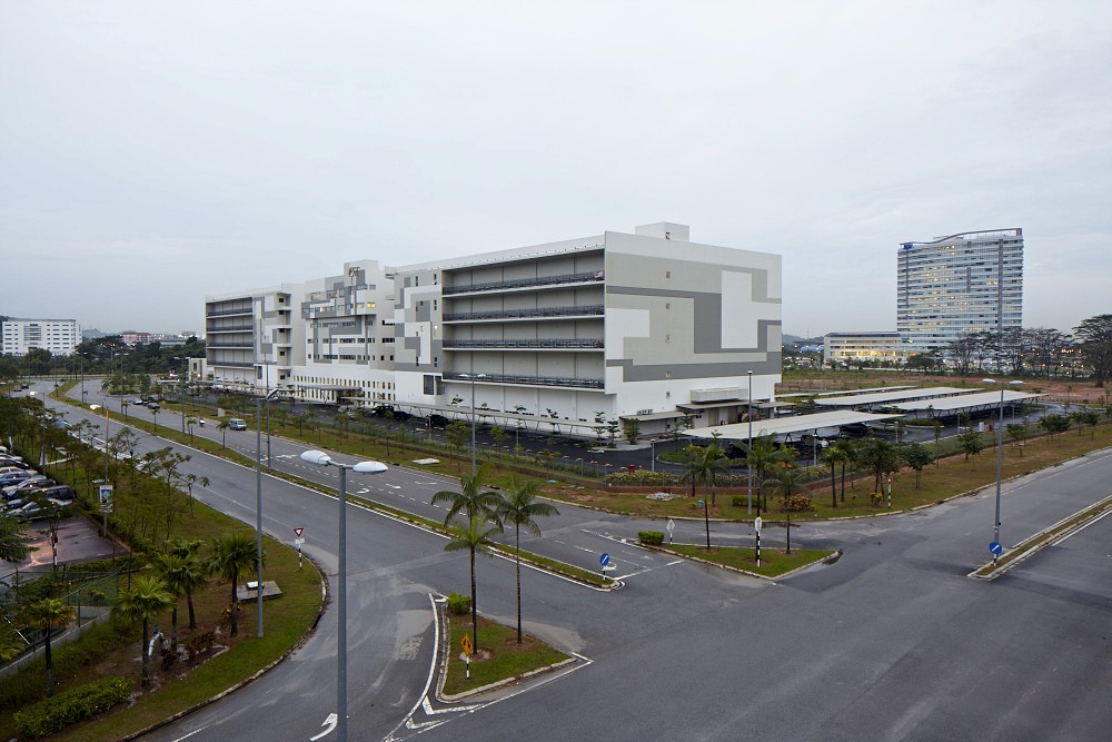 Exterior view of CX5 Data Centre project by Asima Architects