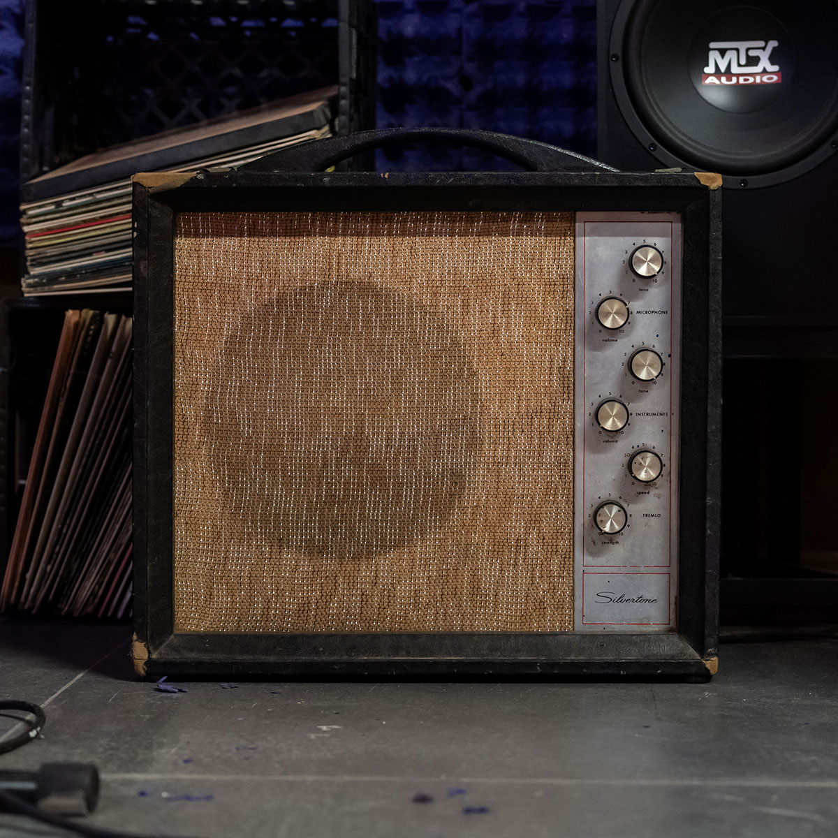 Silvertone amp