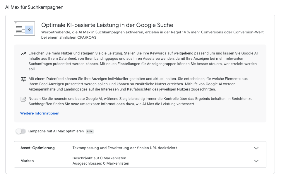 Google Ads – „AI Max für Suchkampagnen“. Einstellungsseite mit Beta-Schalter, Info-Kasten (u. a. „14 % mehr Conversions“), Abschnitt „Asset-Optimierung“ und Markenlisten
