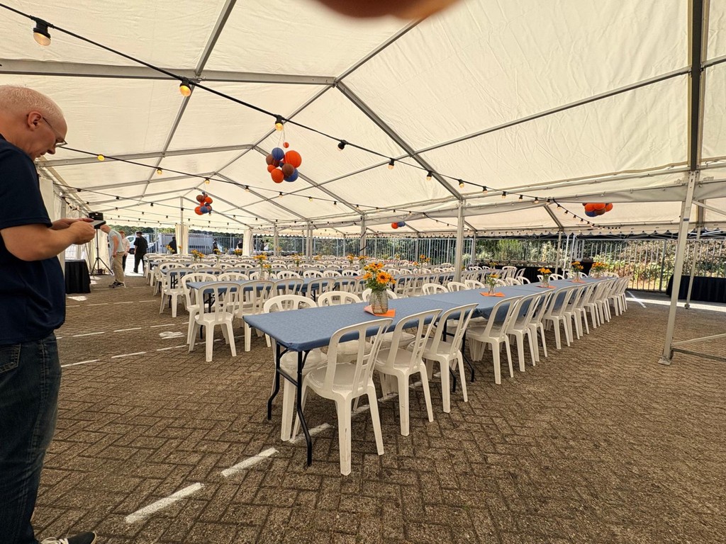 Foto van het jubileumweekend van De Deur Breda.
