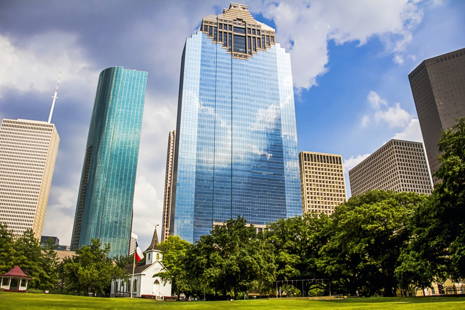 The Houston Skyline dimly lit with the sparkle of buildings lighting up the sky