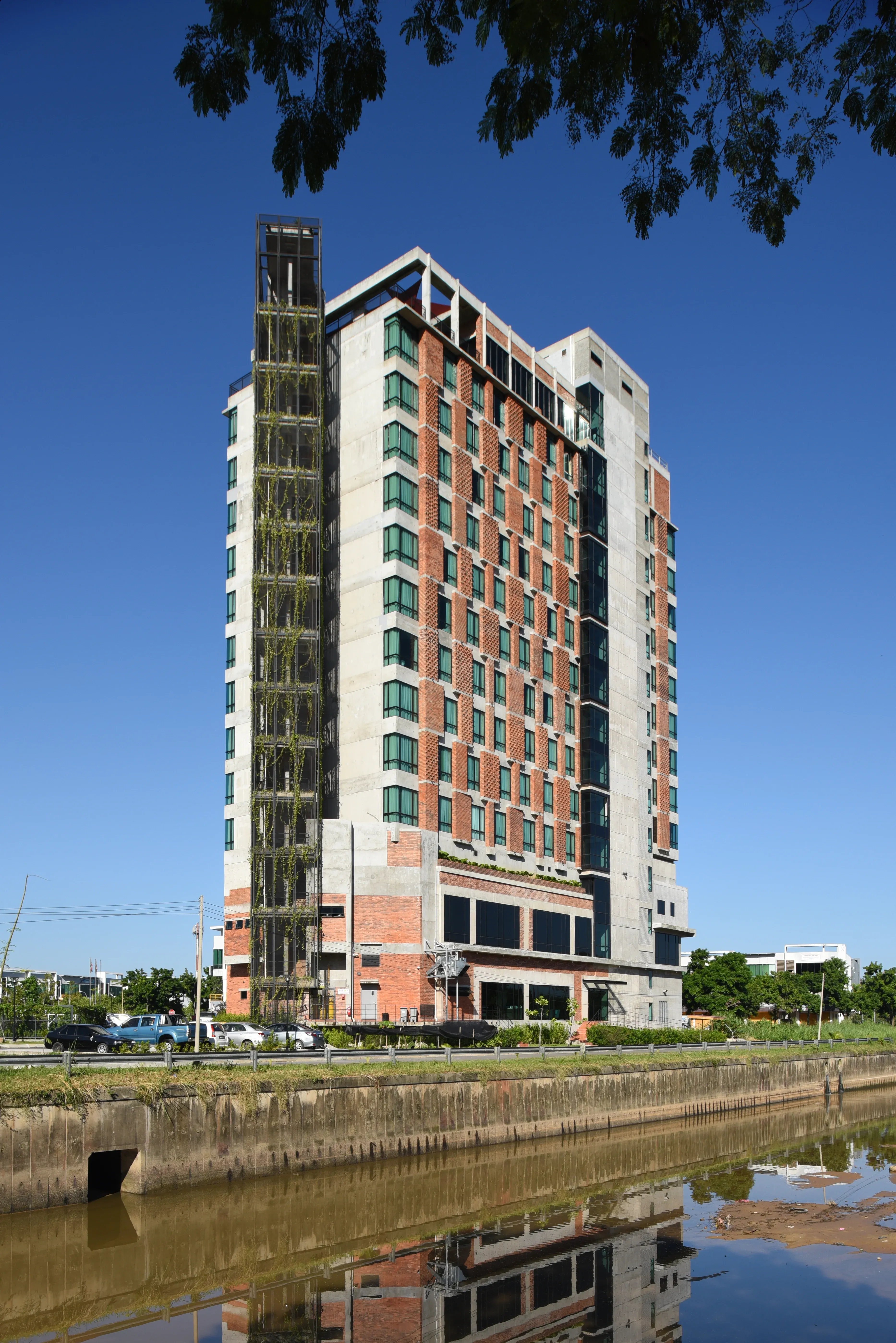 Exterior view of Ibis Style Hotel project by Asima Architects