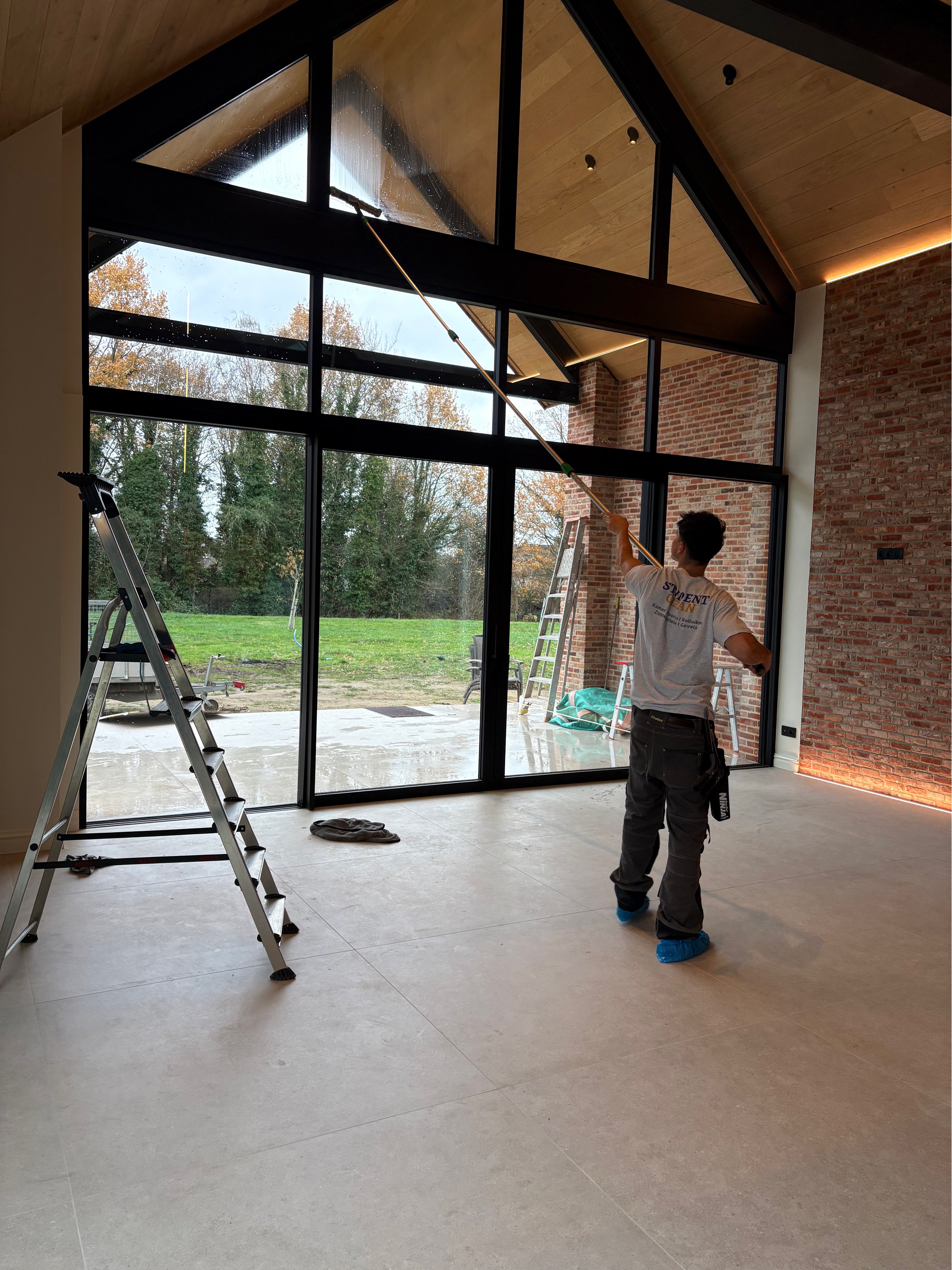 Tennisveld zuiver maken