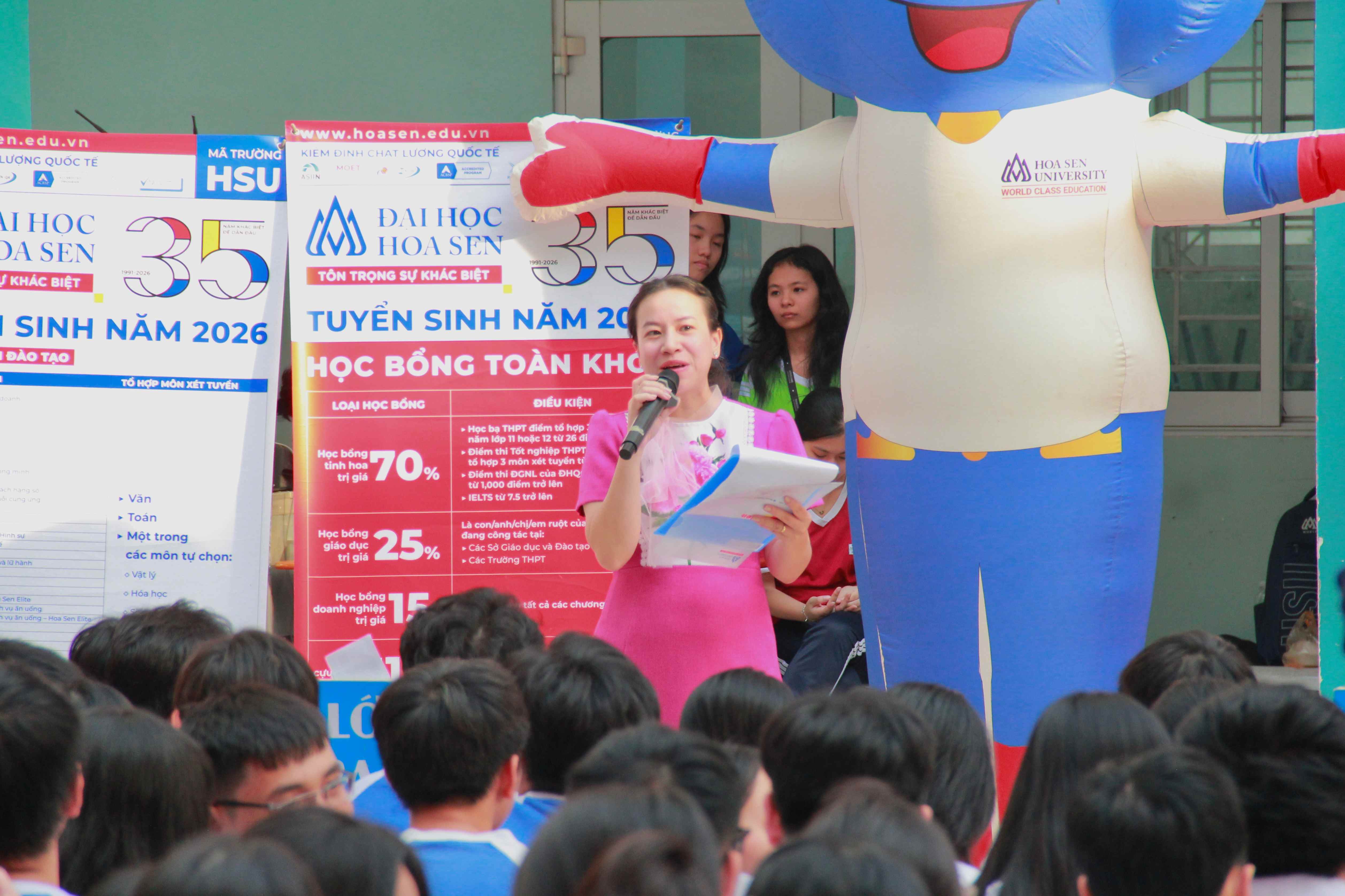 Chọn ngành không mông lung: HSU Tour đến với THPT Nam Kỳ Khởi Nghĩa