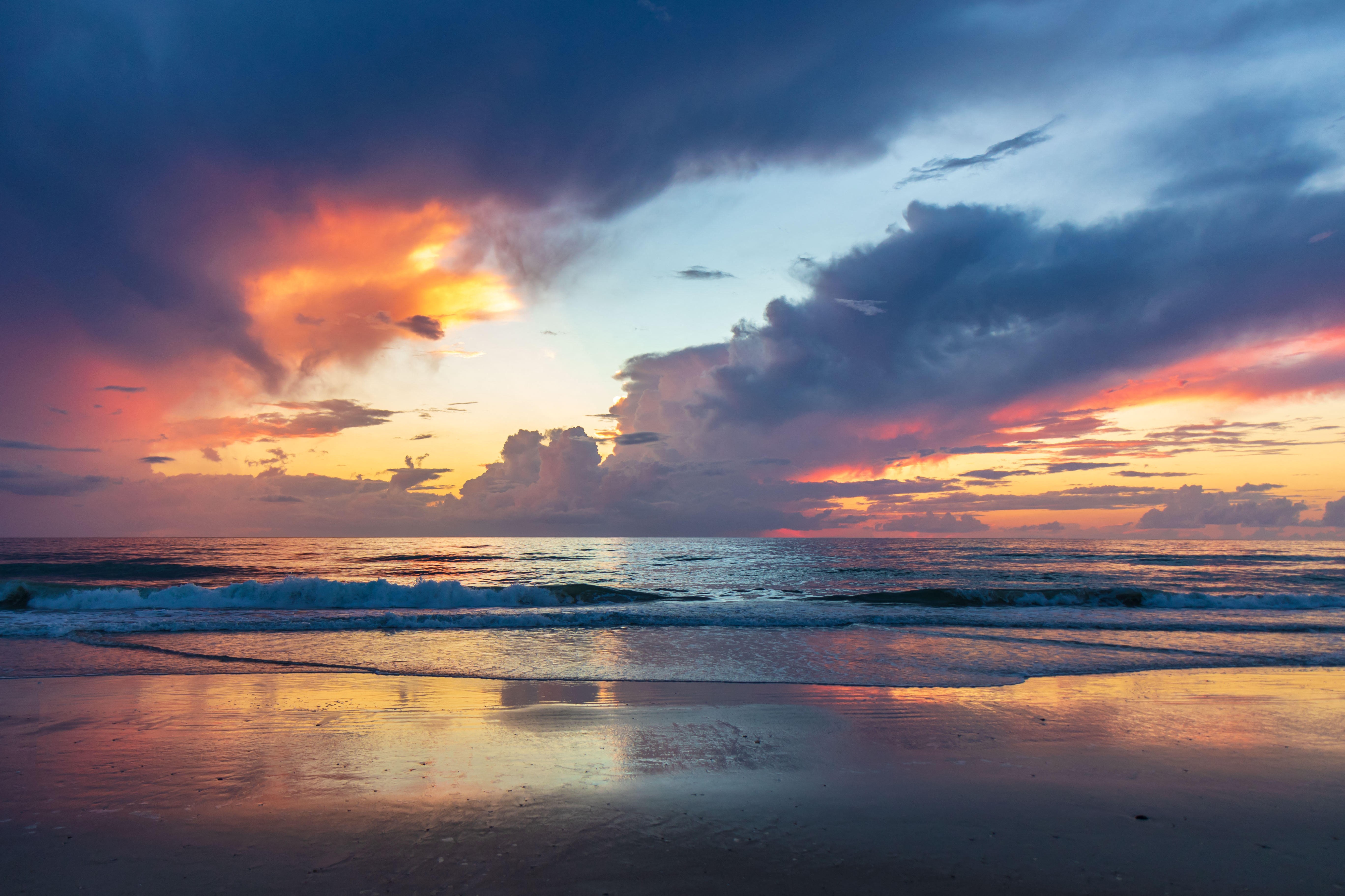 A sunrise at Playalinda Beach in Florida