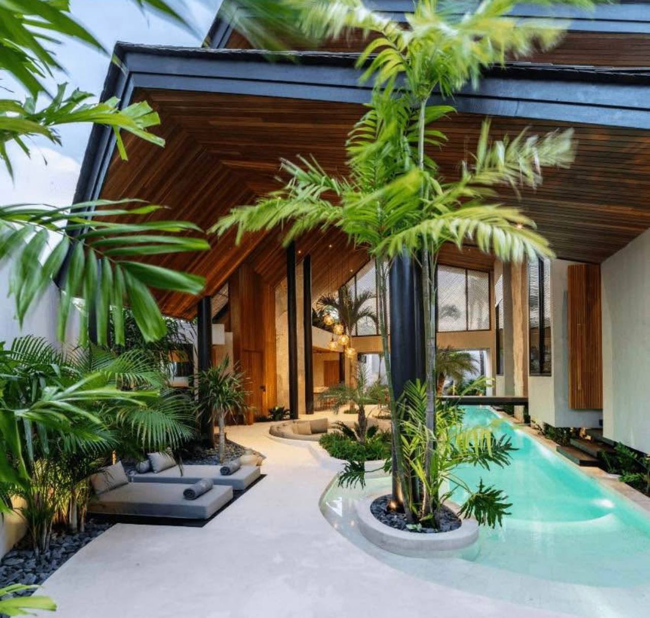 Tropical contemporary 3-bedroom villa in Umalas