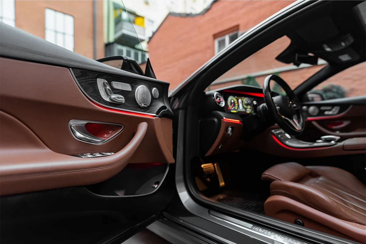 portiere interieure mercedes classe e
