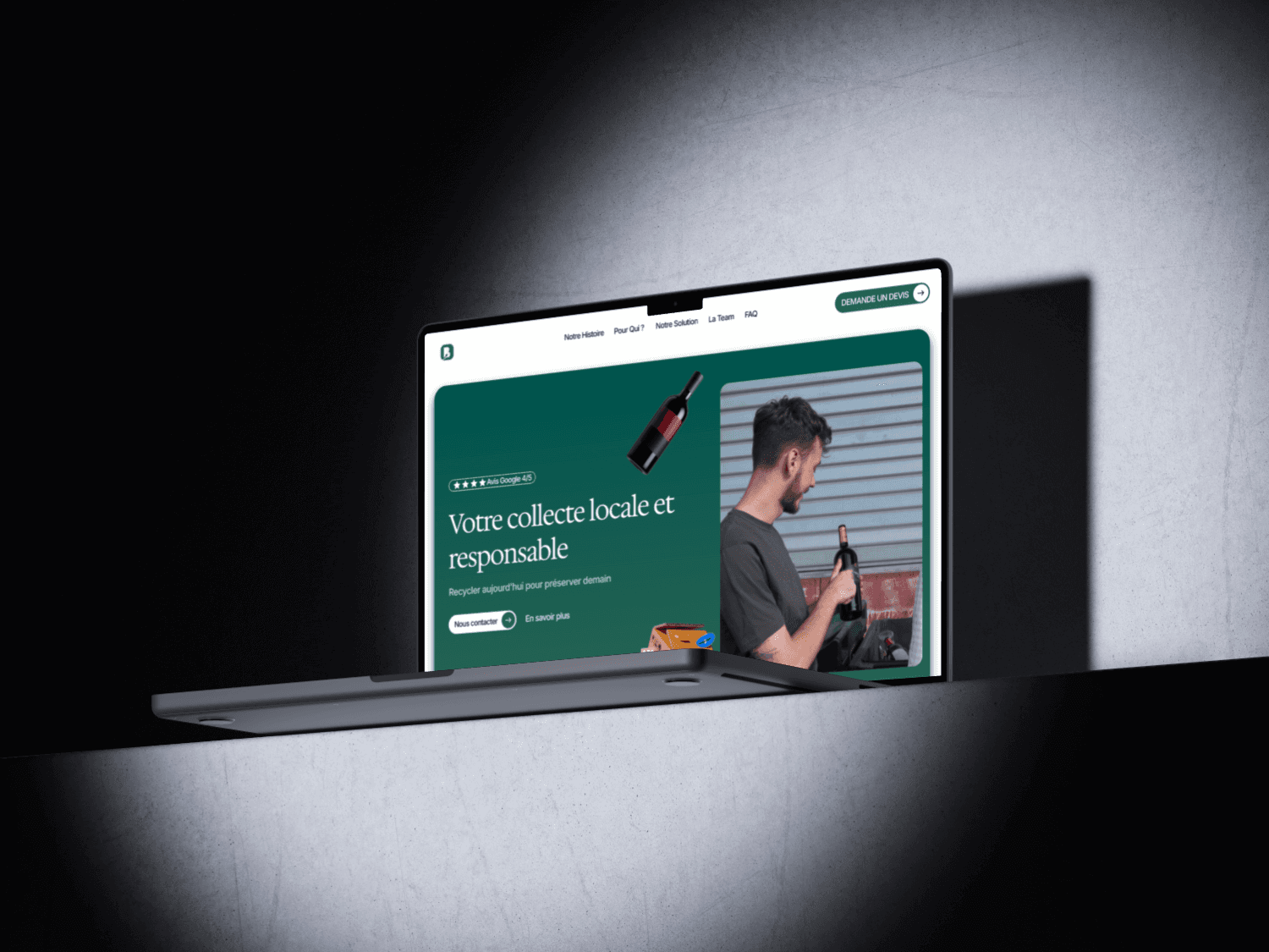 Teamwork in a modern office at night, with laptops, sticky notes, and a city view. A mix of focus, collaboration, and a casual atmosphere.