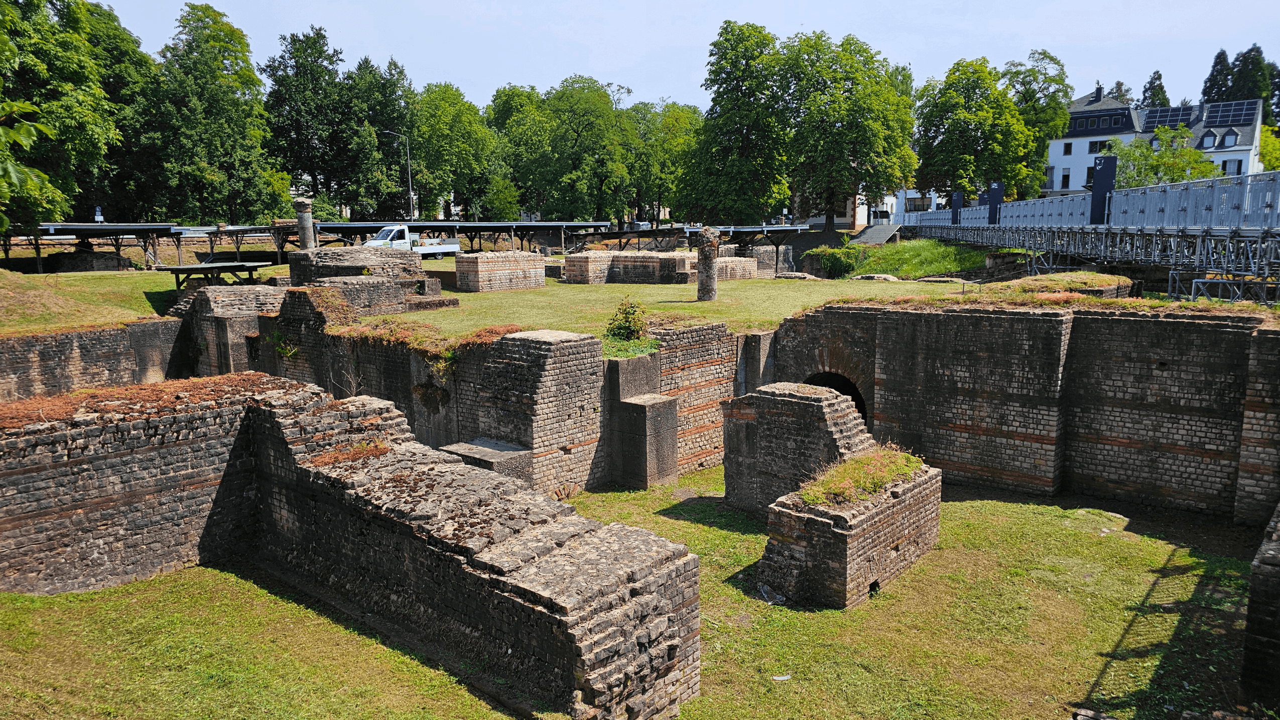 Barbara Baths (Barbara Therme) - a window into Roman leisure