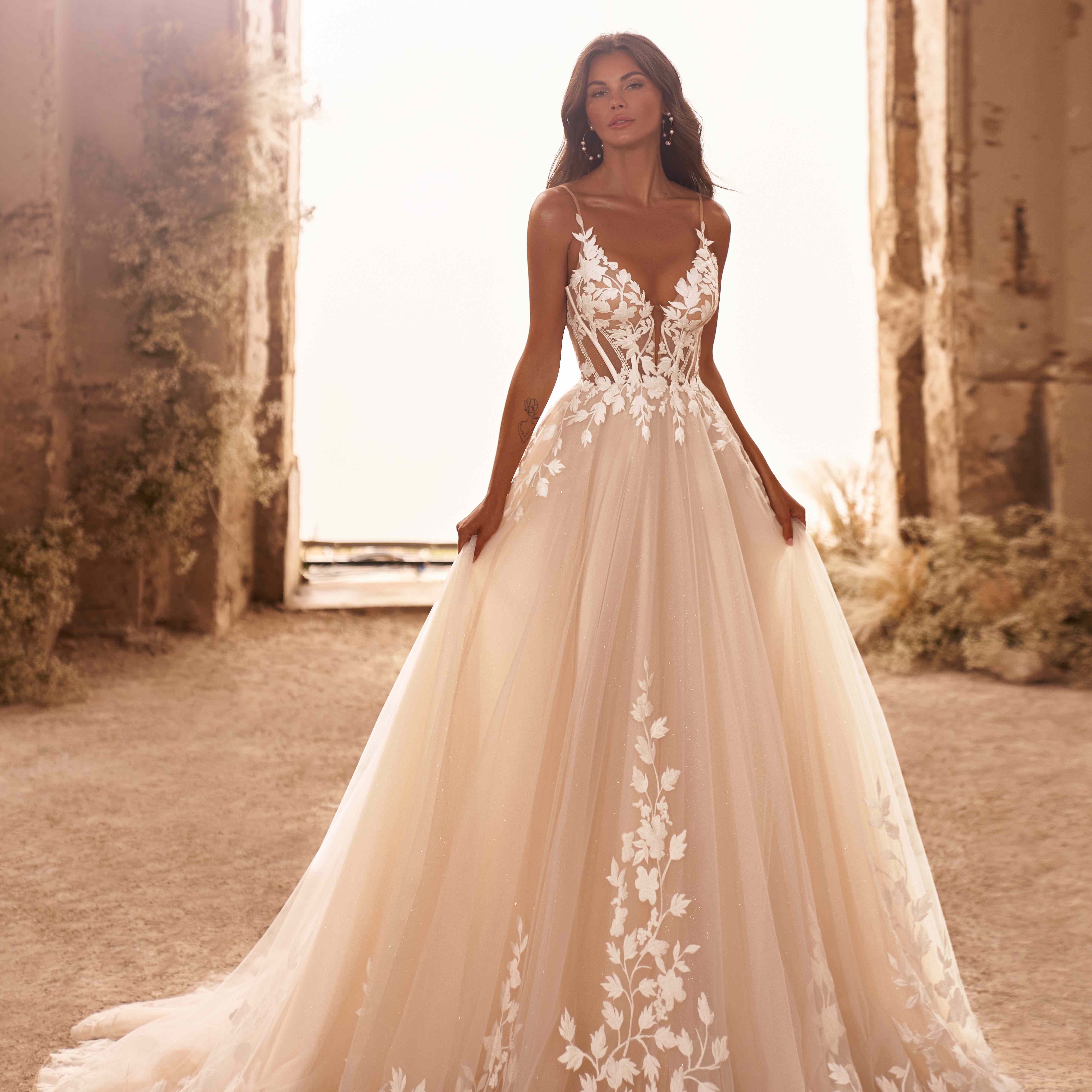 Prinzessin Brautkleid mit Spitzencorsage