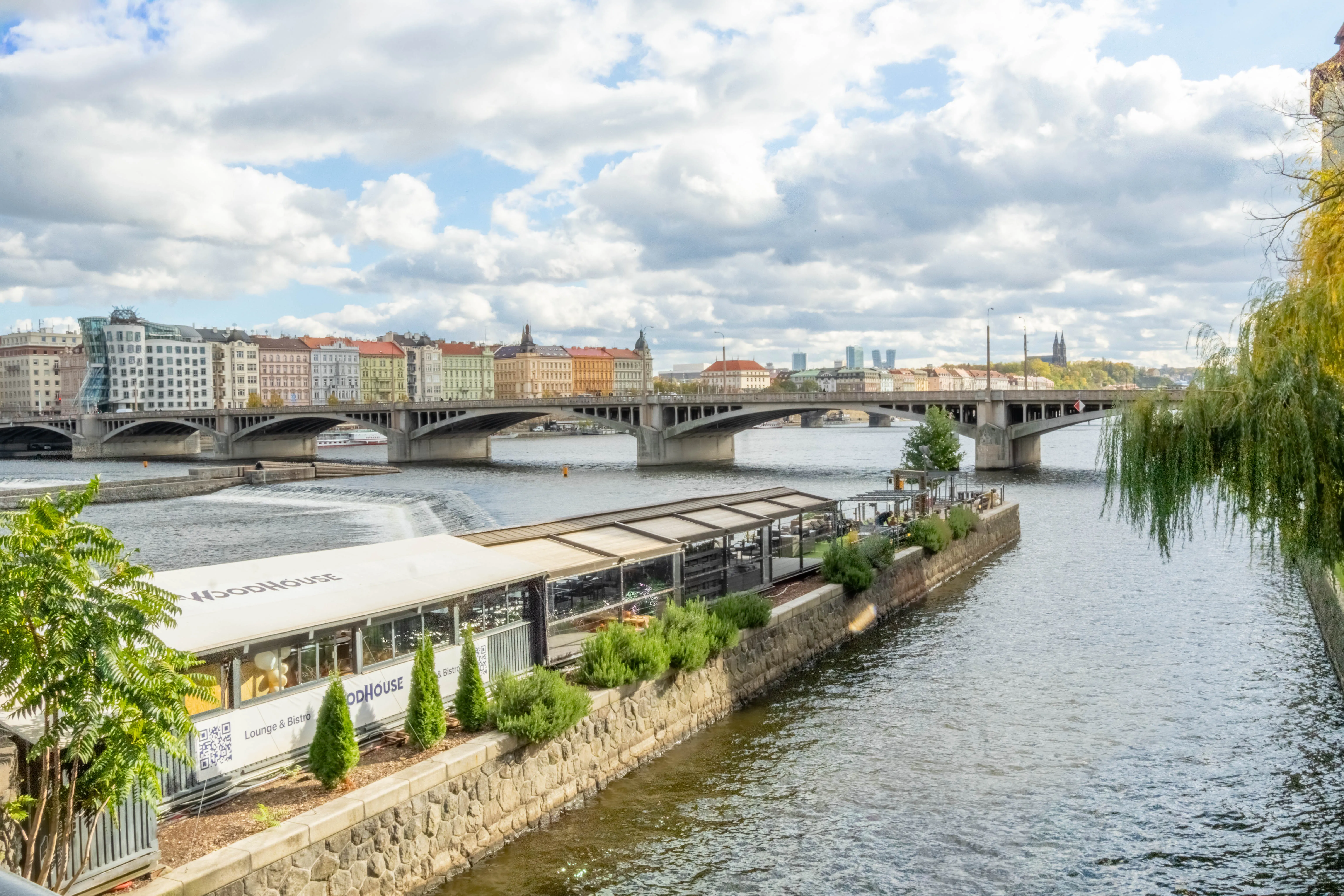 Realitní fotografie restaurace