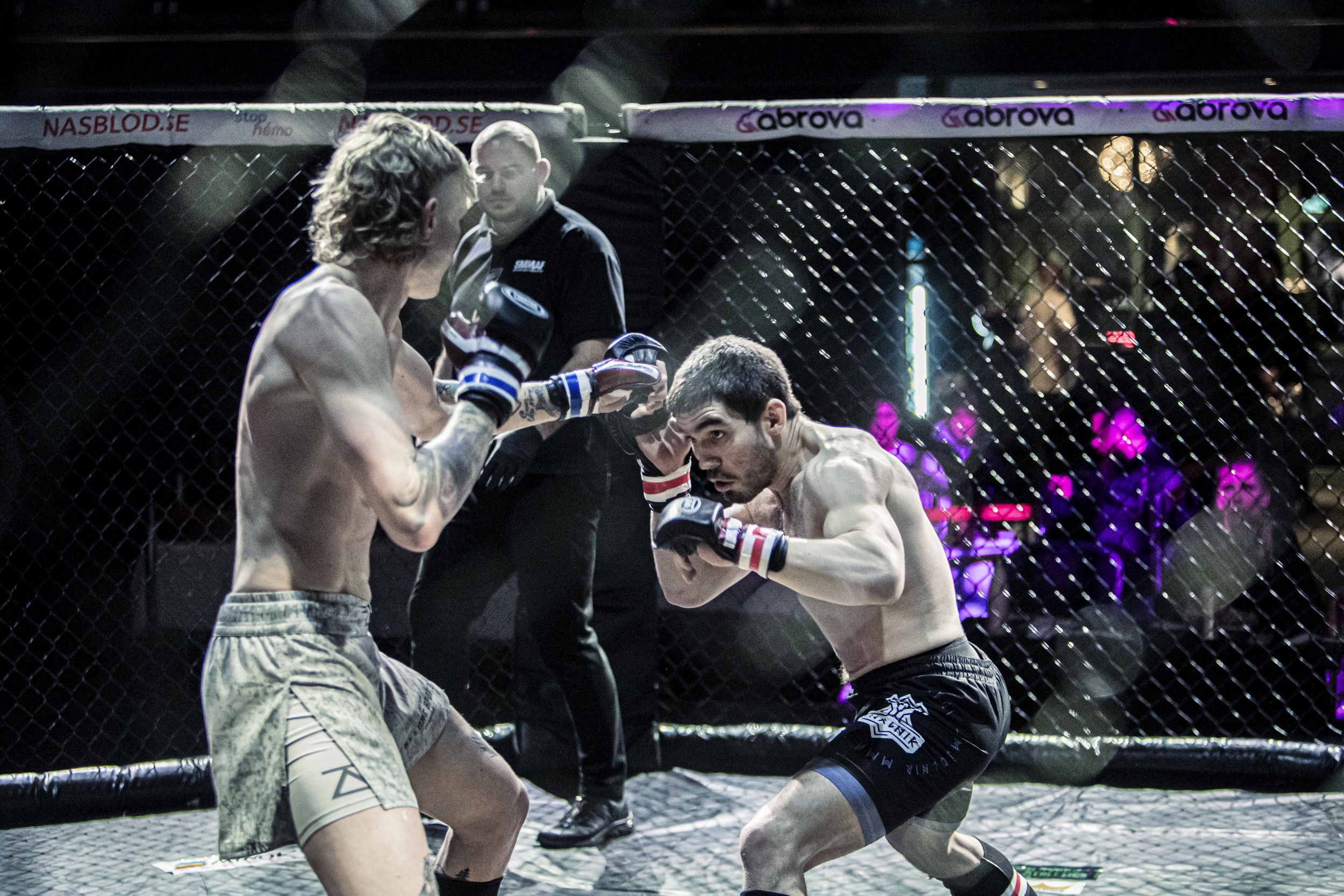 Anton í bardaganum við Robin Kristiansen. Ljósm.: Johan Rosén Photo