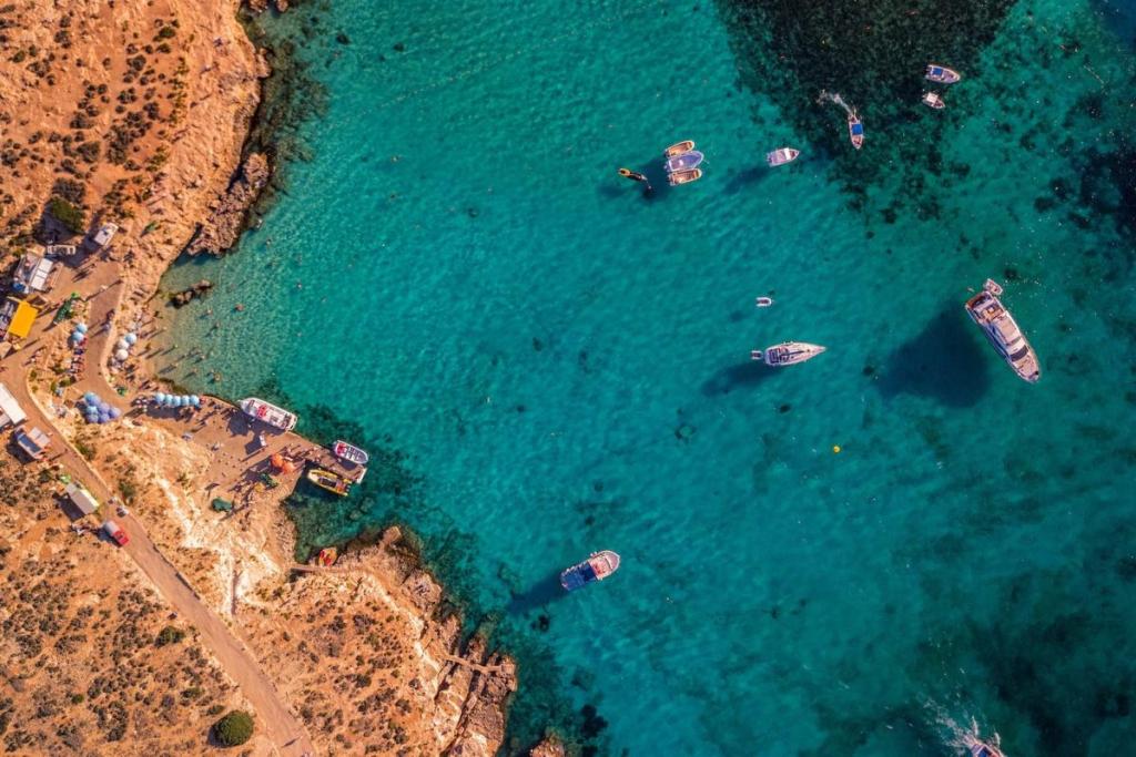 Ghar Lapsi Malta snorkelling